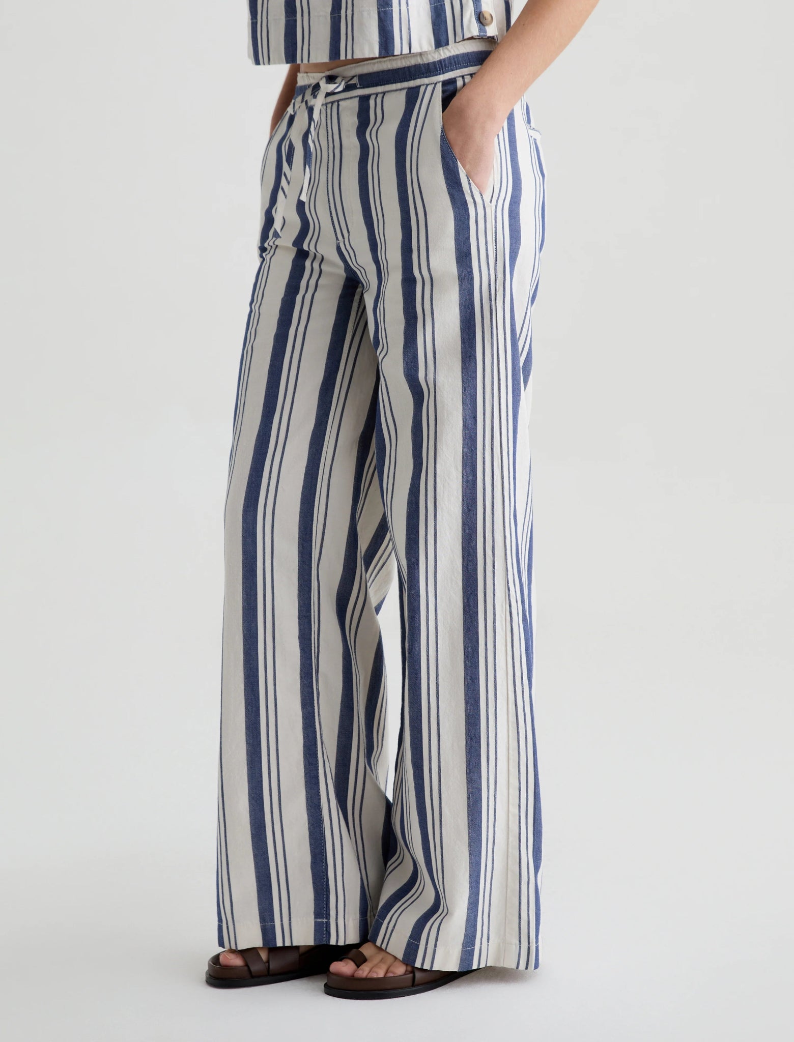Carolyn Pant - Line Up - Elle Maxine