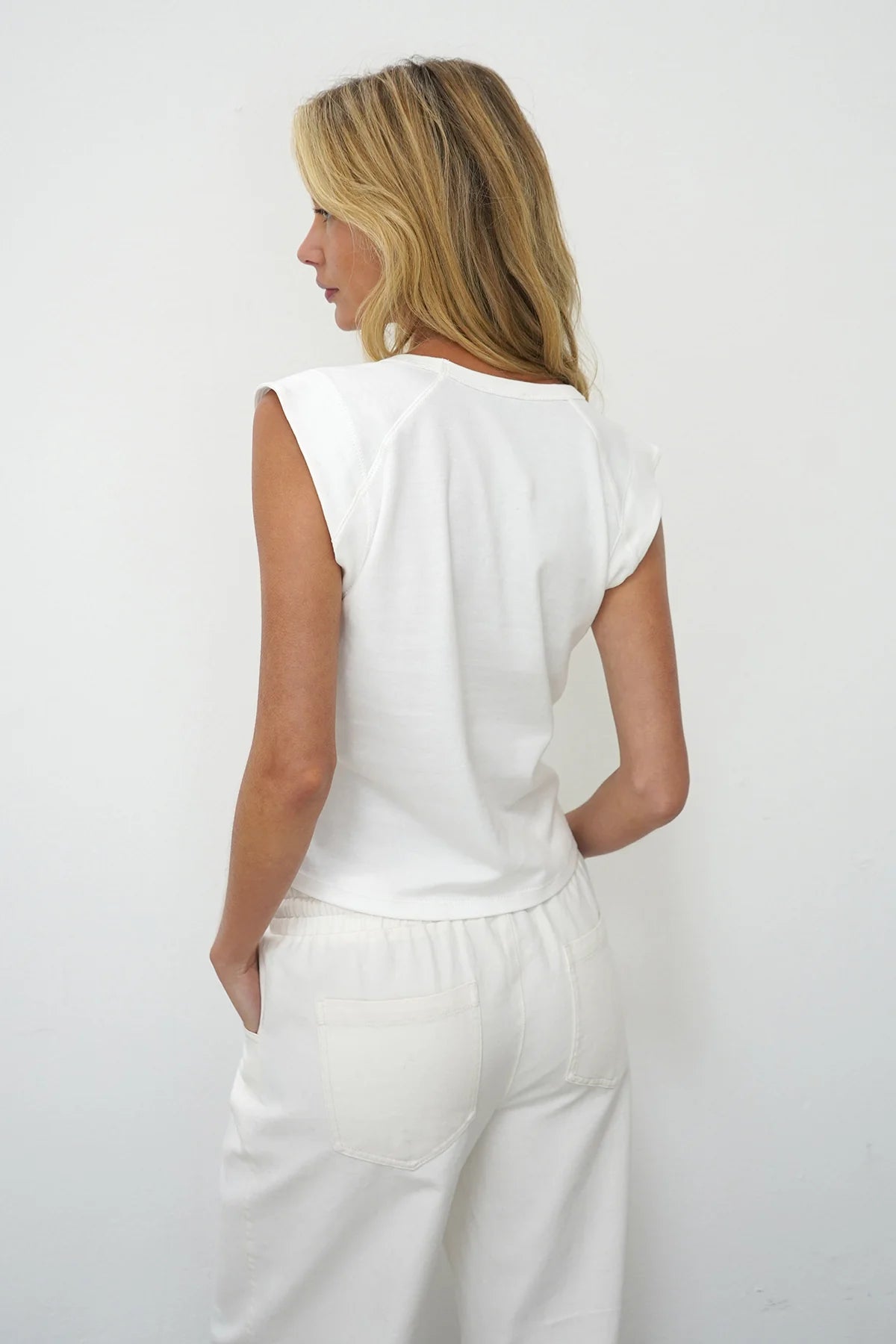 Dayna V Muscle Tee - White - Elle Maxine