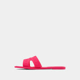 Donna Slide - Pink - Elle Maxine