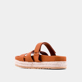 Izzy Platform Sandals - Camel - Elle Maxine