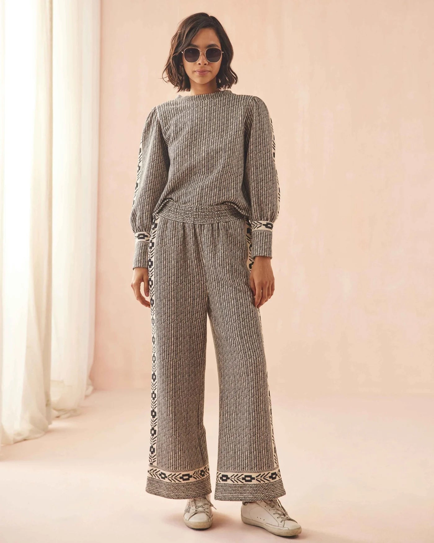 Reece Sweatpants - Sesame - Elle Maxine