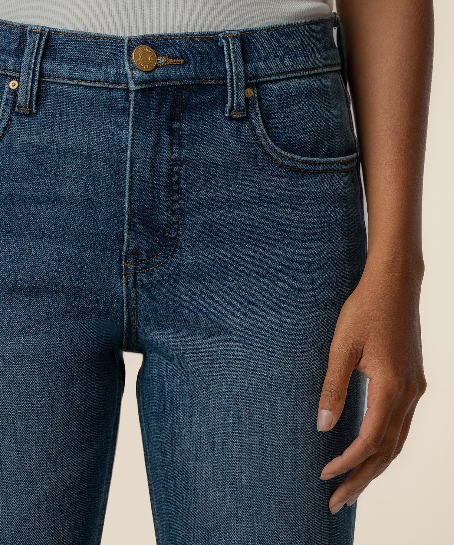 Blair High Rise Straight Leg Jeans - Elle Maxine