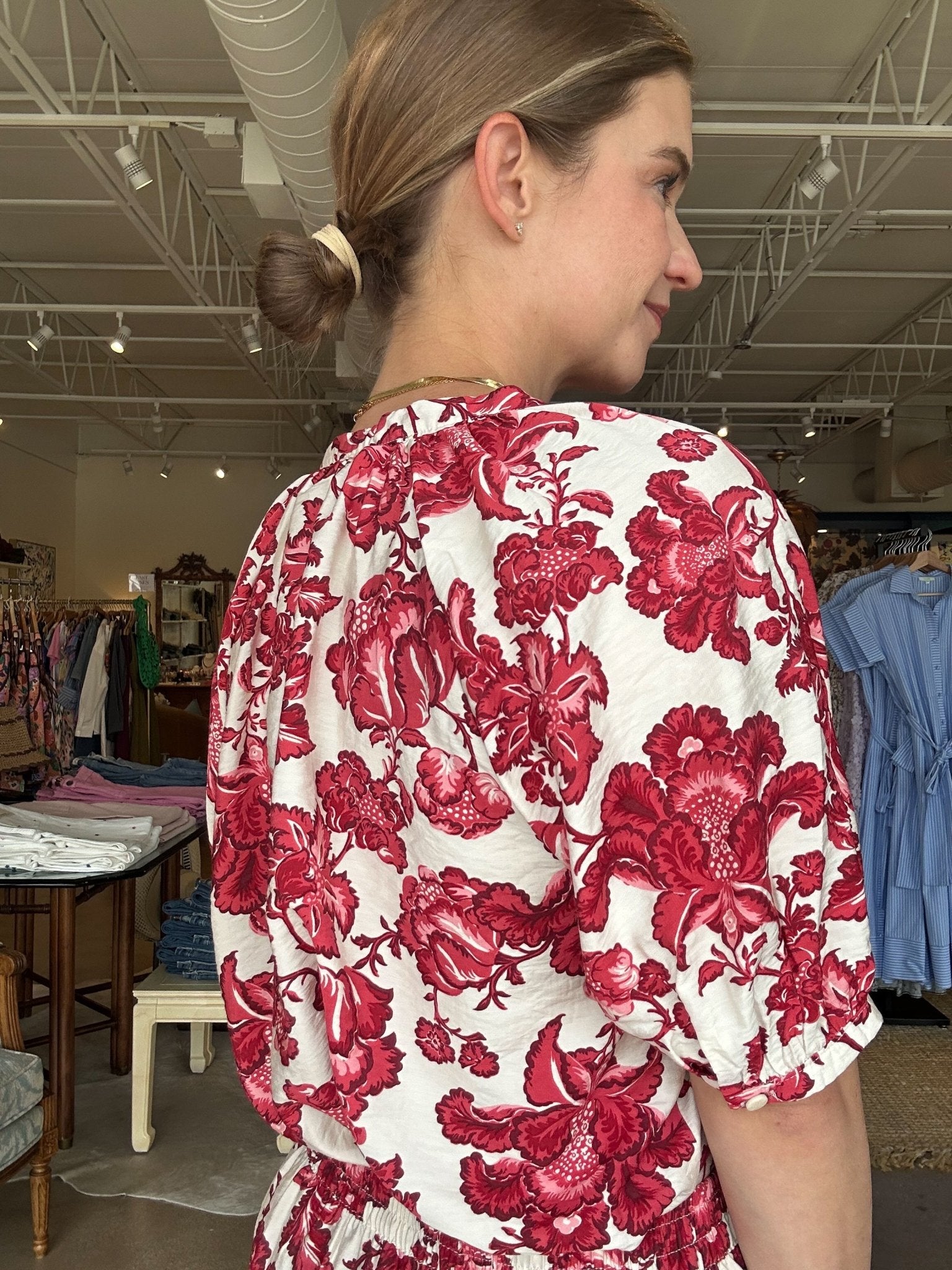Blythe Short Sleeve Blouse - Red Floral - Elle Maxine