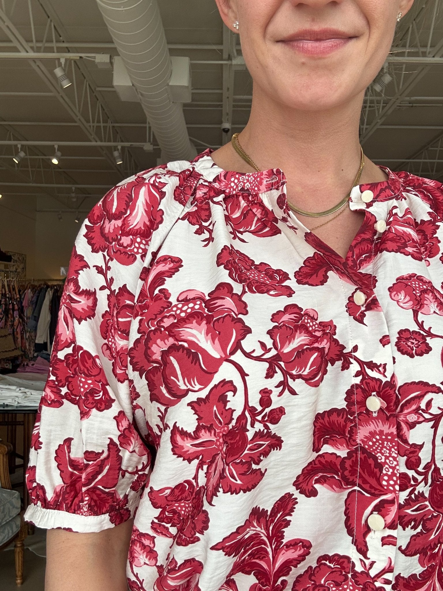 Blythe Short Sleeve Blouse - Red Floral - Elle Maxine