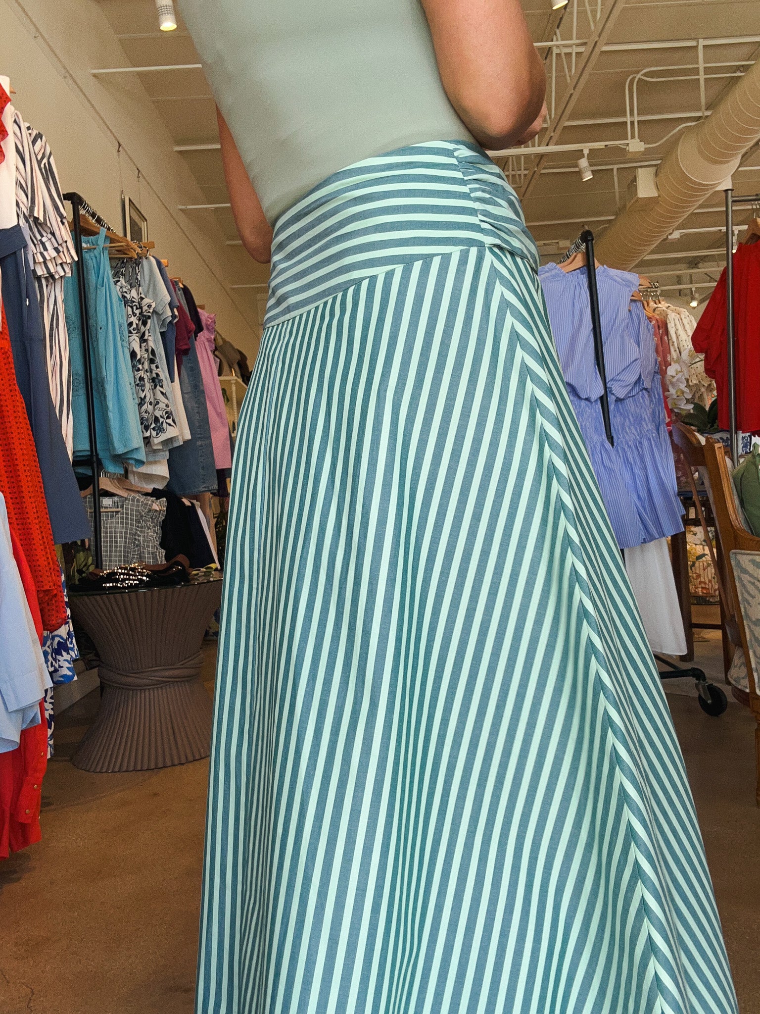 Carmine Skirt- Vert Rivage - Elle Maxine