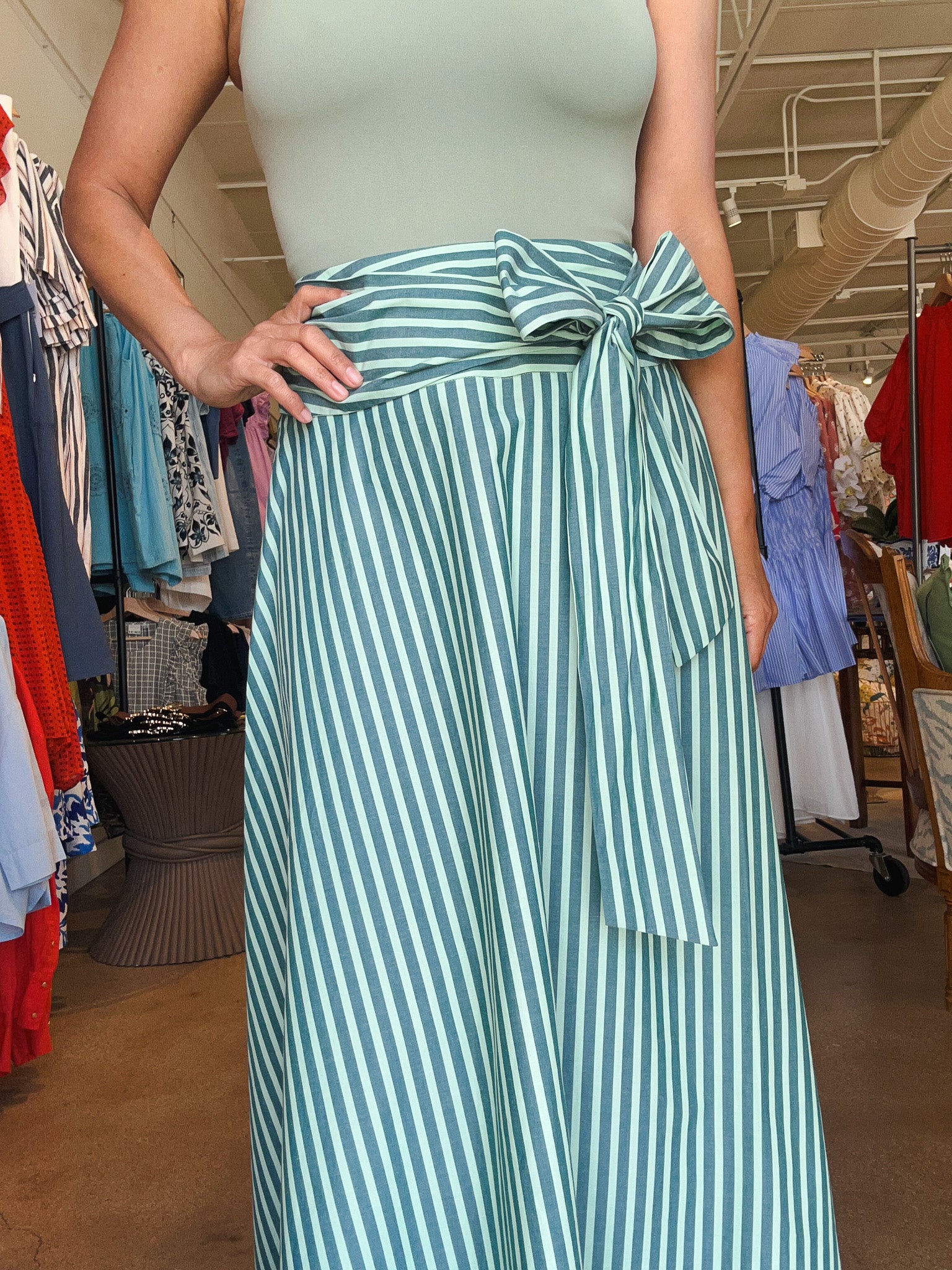 Carmine Skirt- Vert Rivage - Elle Maxine