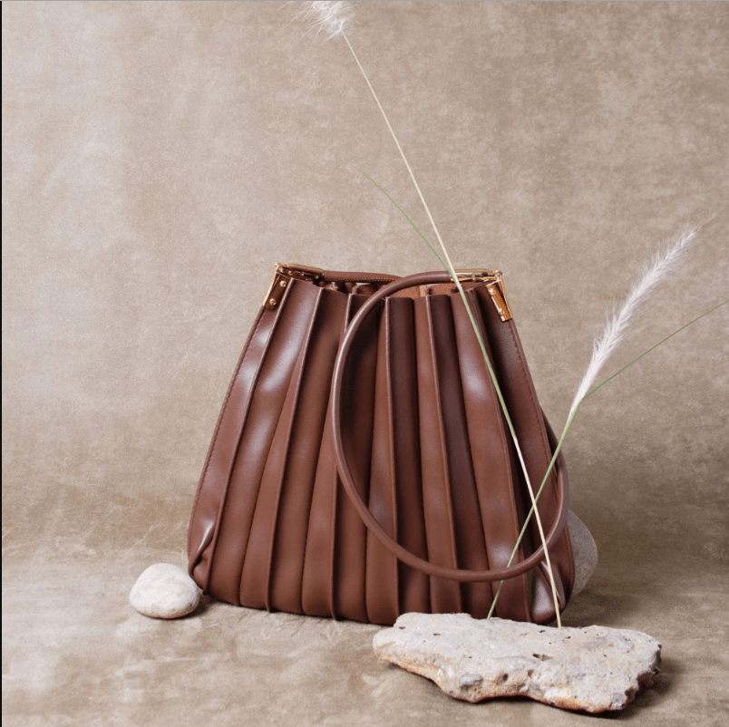 Carrie Pleated Shoulder Bag - Chocolate - Elle Maxine