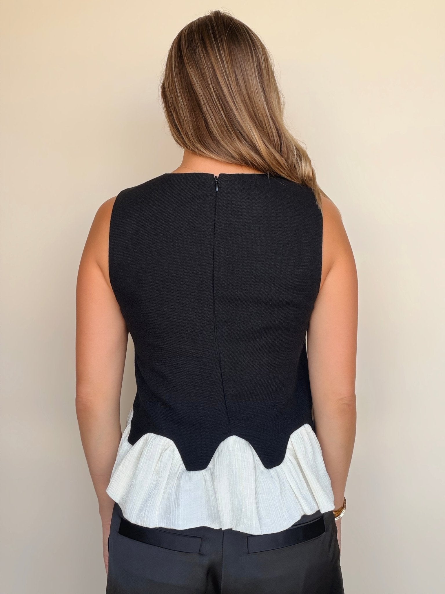 Coleen Contrast Bubble Hem Top - Elle Maxine