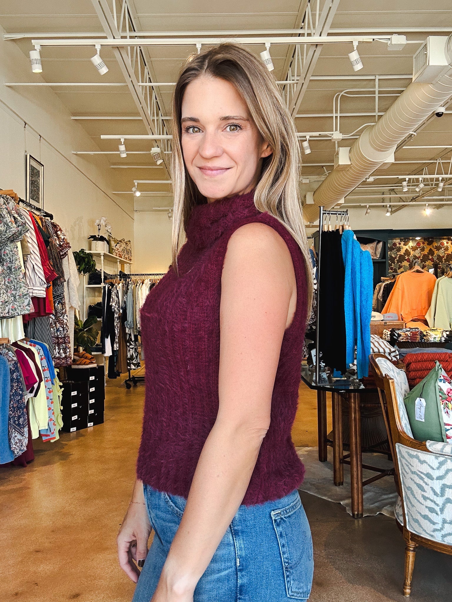 Colette Sleeveless Turtleneck - Scarlet - Elle Maxine