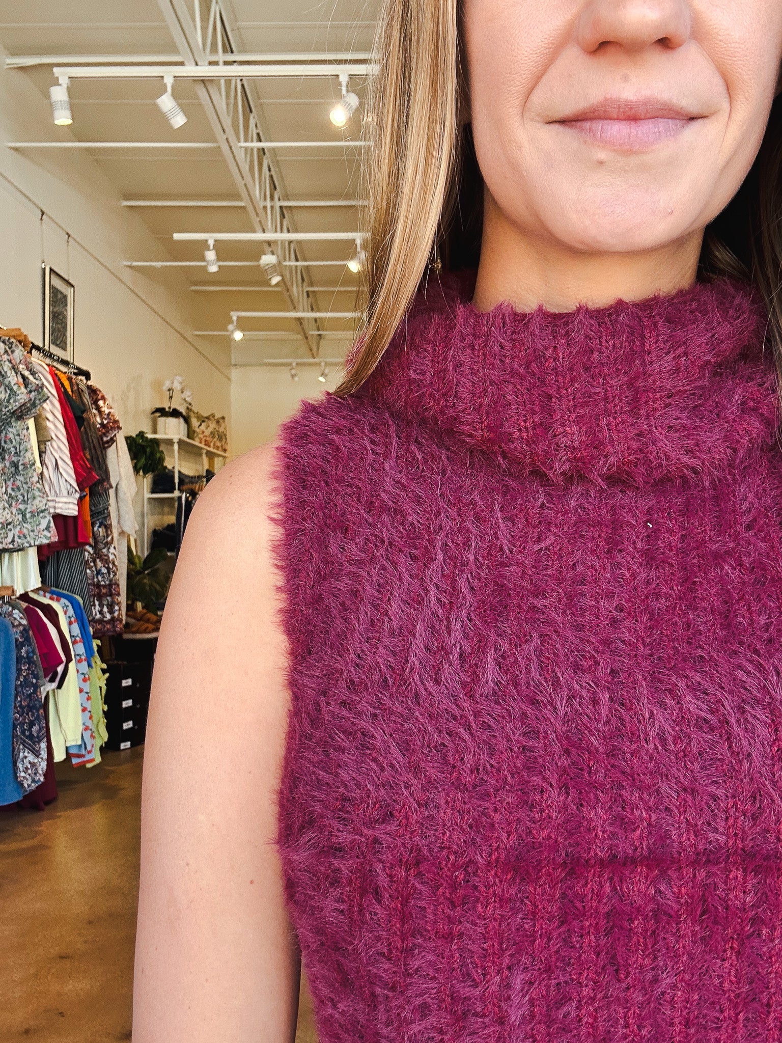 Colette Sleeveless Turtleneck - Scarlet - Elle Maxine