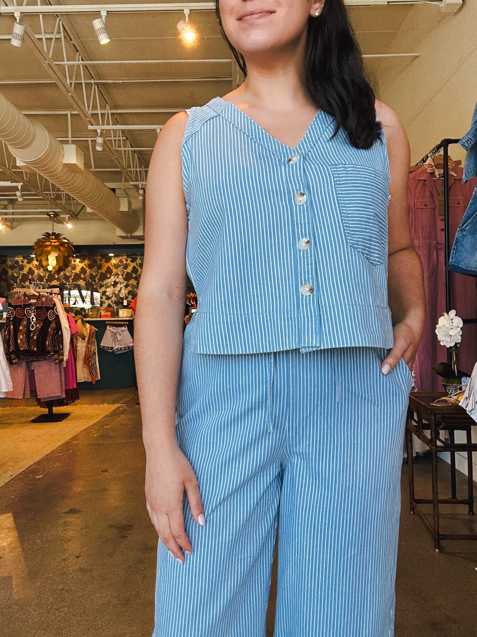 Colza Vest - Elle Maxine