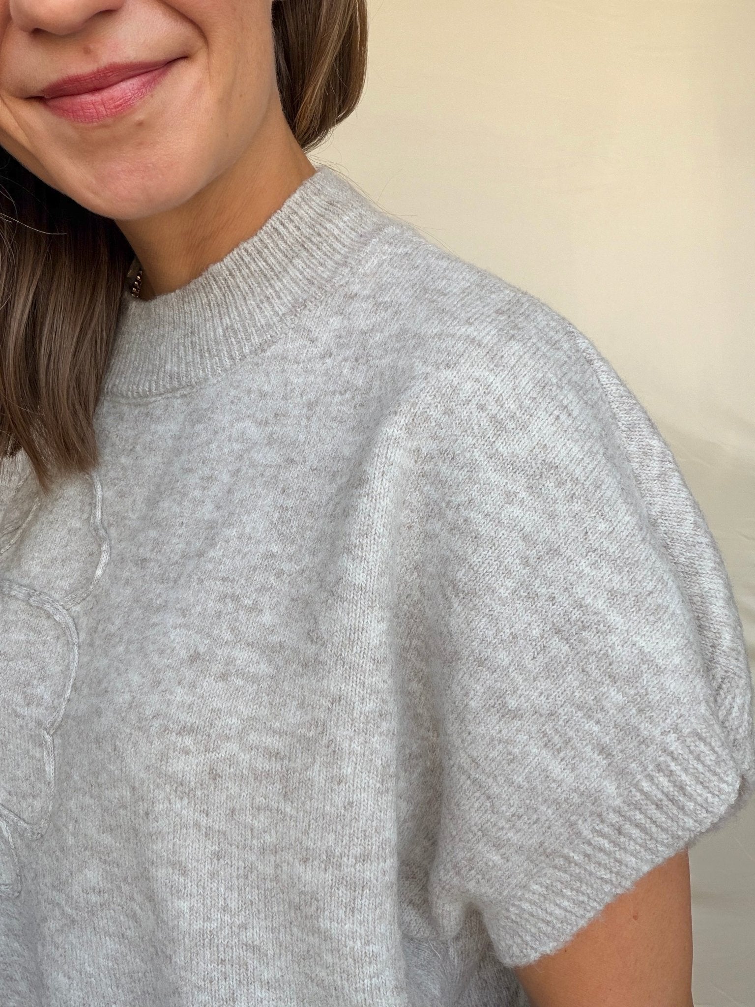 Daisy Short Sleeve Sweater - Elle Maxine