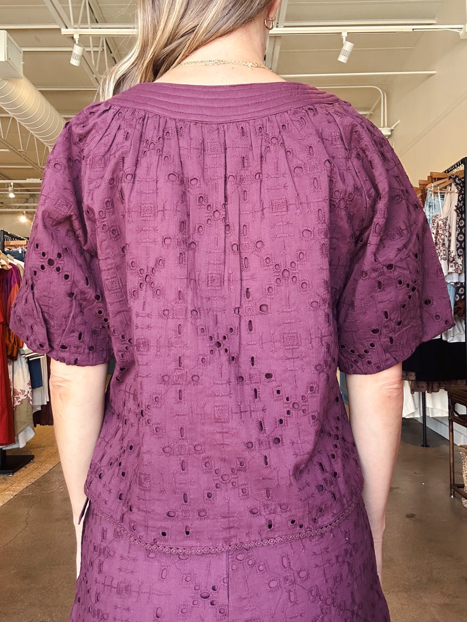 Delphi Embroidered Eyelet Bubble Sleeve Top - Elle Maxine