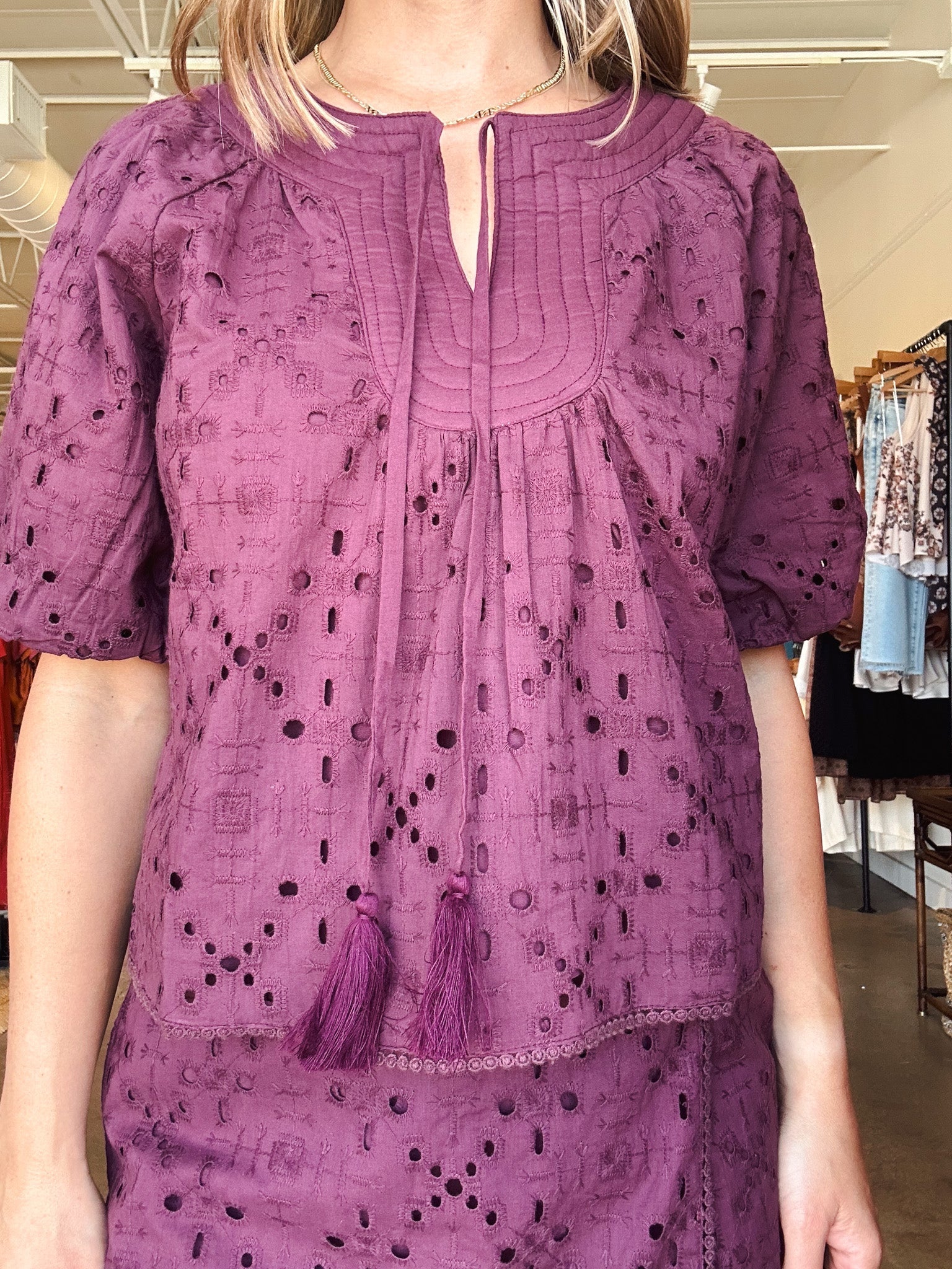 Delphi Embroidered Eyelet Bubble Sleeve Top - Elle Maxine