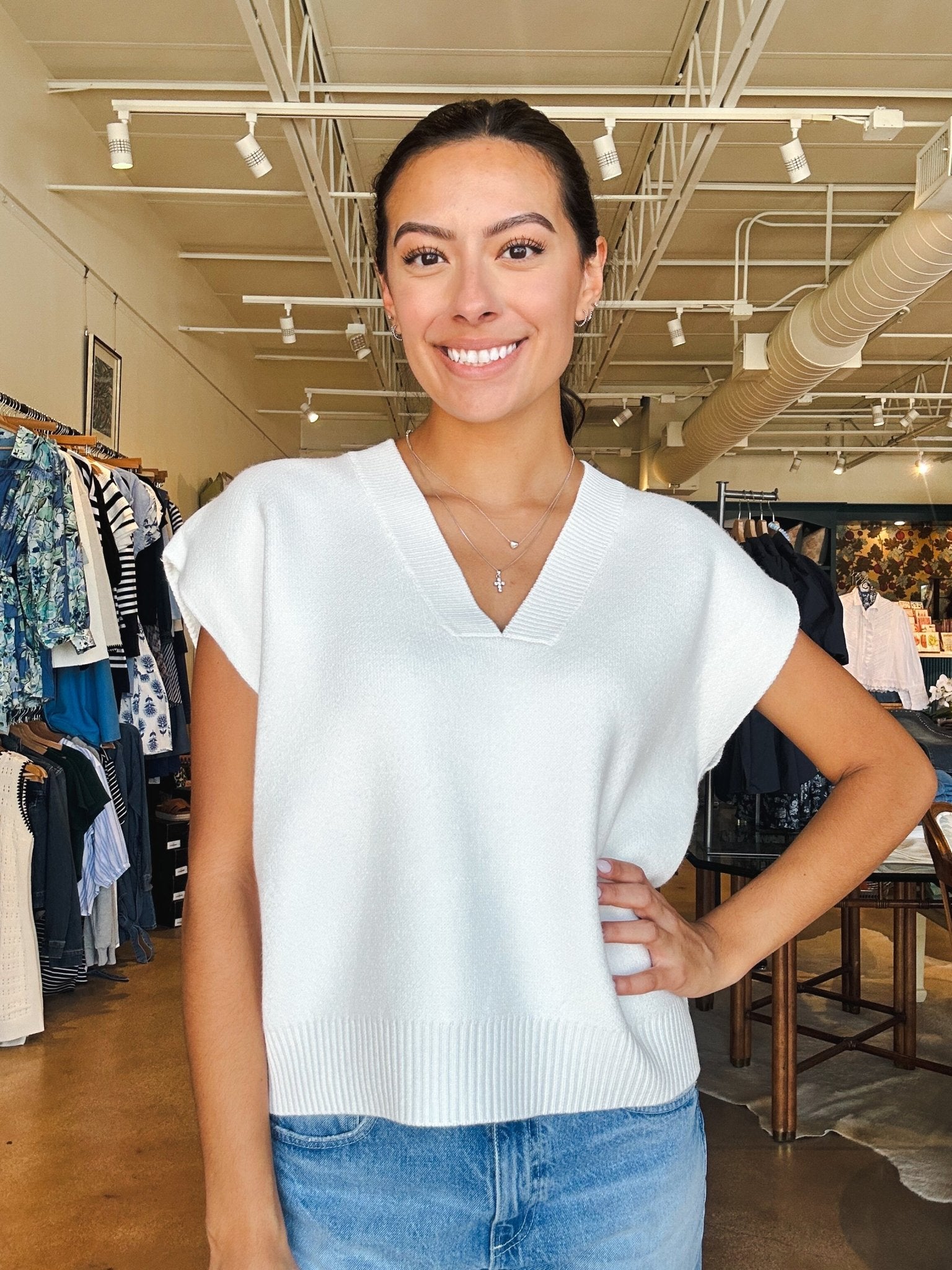 Emma Sweater Vest - White - Elle Maxine
