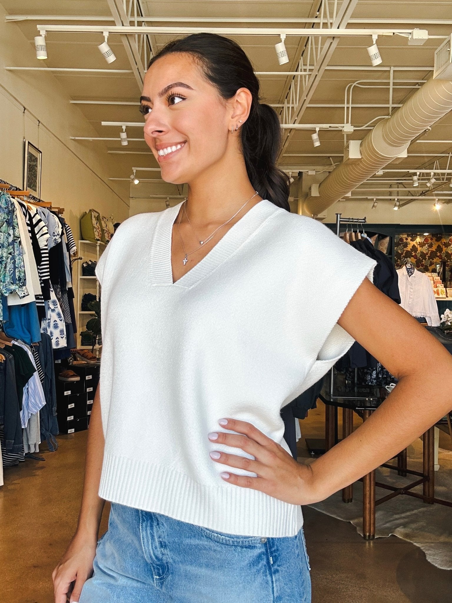Emma Sweater Vest - White - Elle Maxine