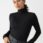Essential Turtleneck - Black - Elle Maxine