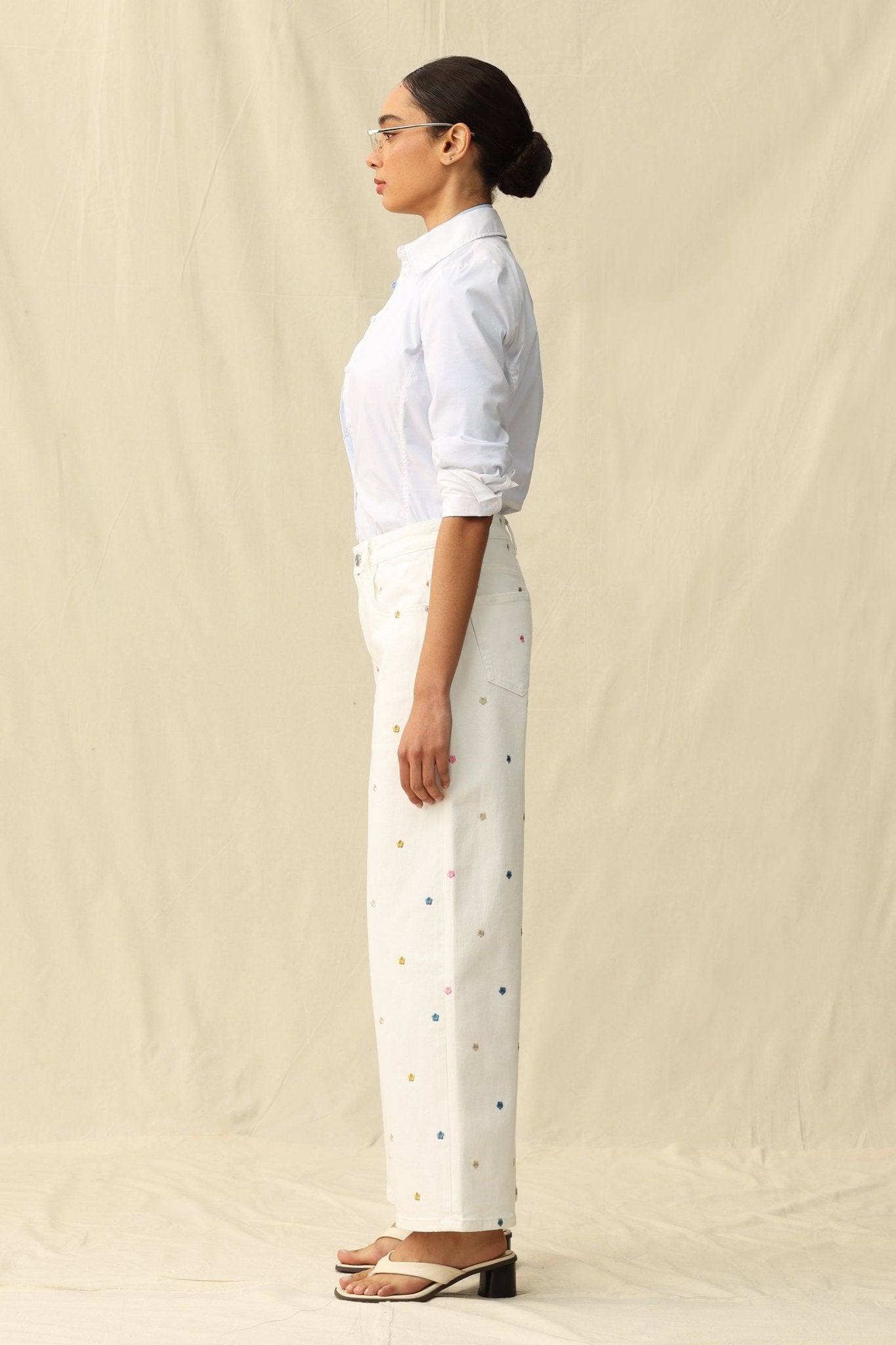 High Ride Wide Leg Jeans - Embroidered Daisy - Elle Maxine