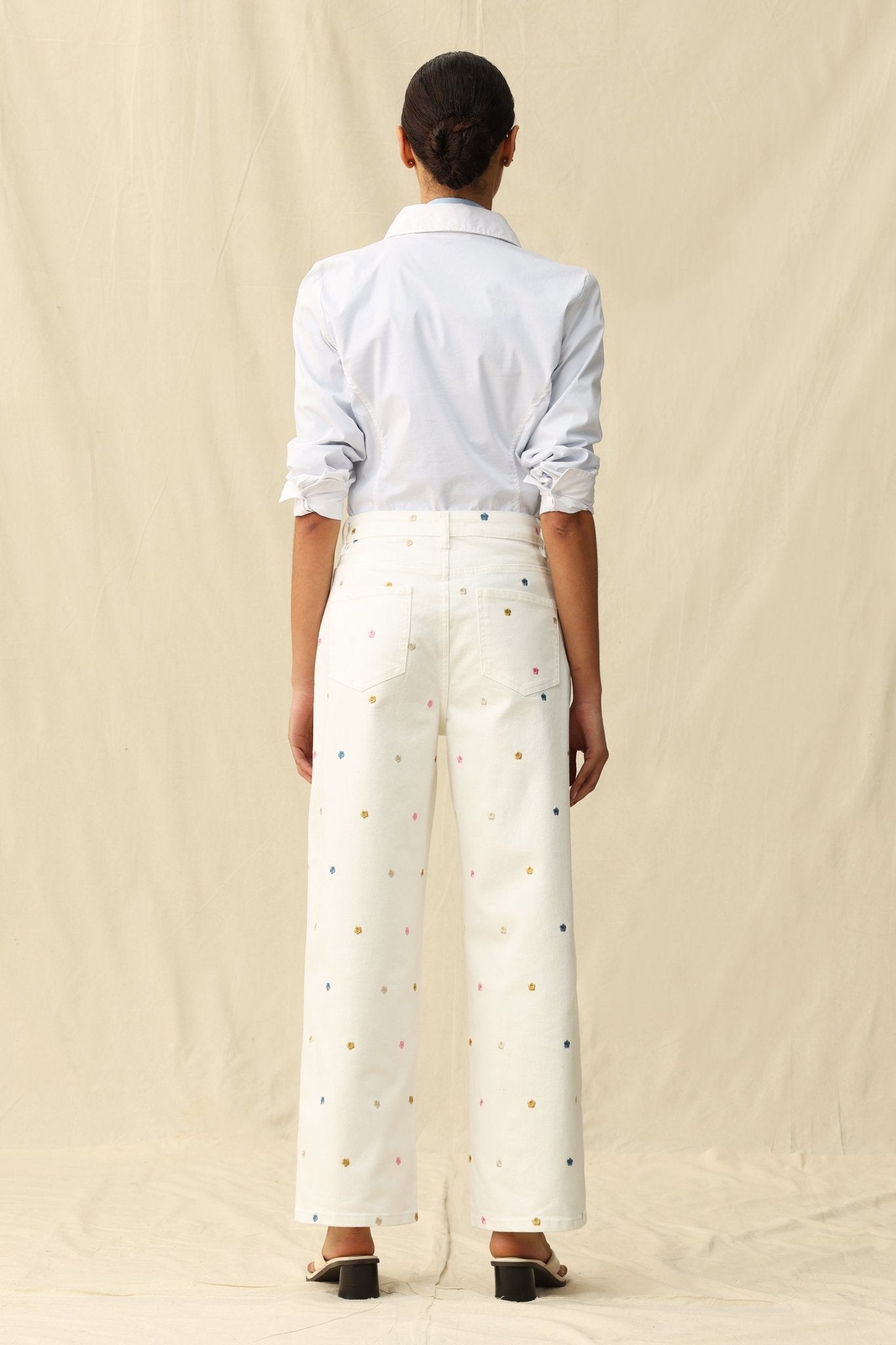High Ride Wide Leg Jeans - Embroidered Daisy - Elle Maxine