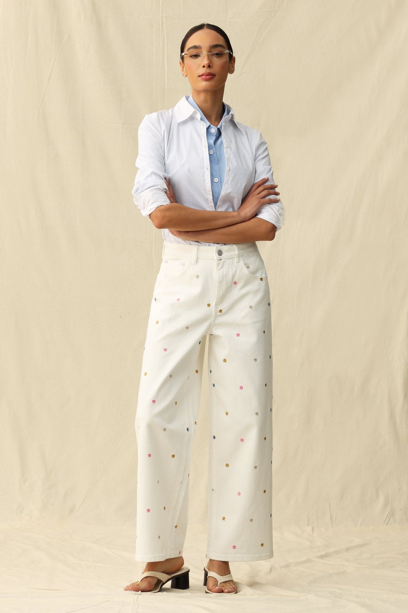 High Ride Wide Leg Jeans - Embroidered Daisy - Elle Maxine