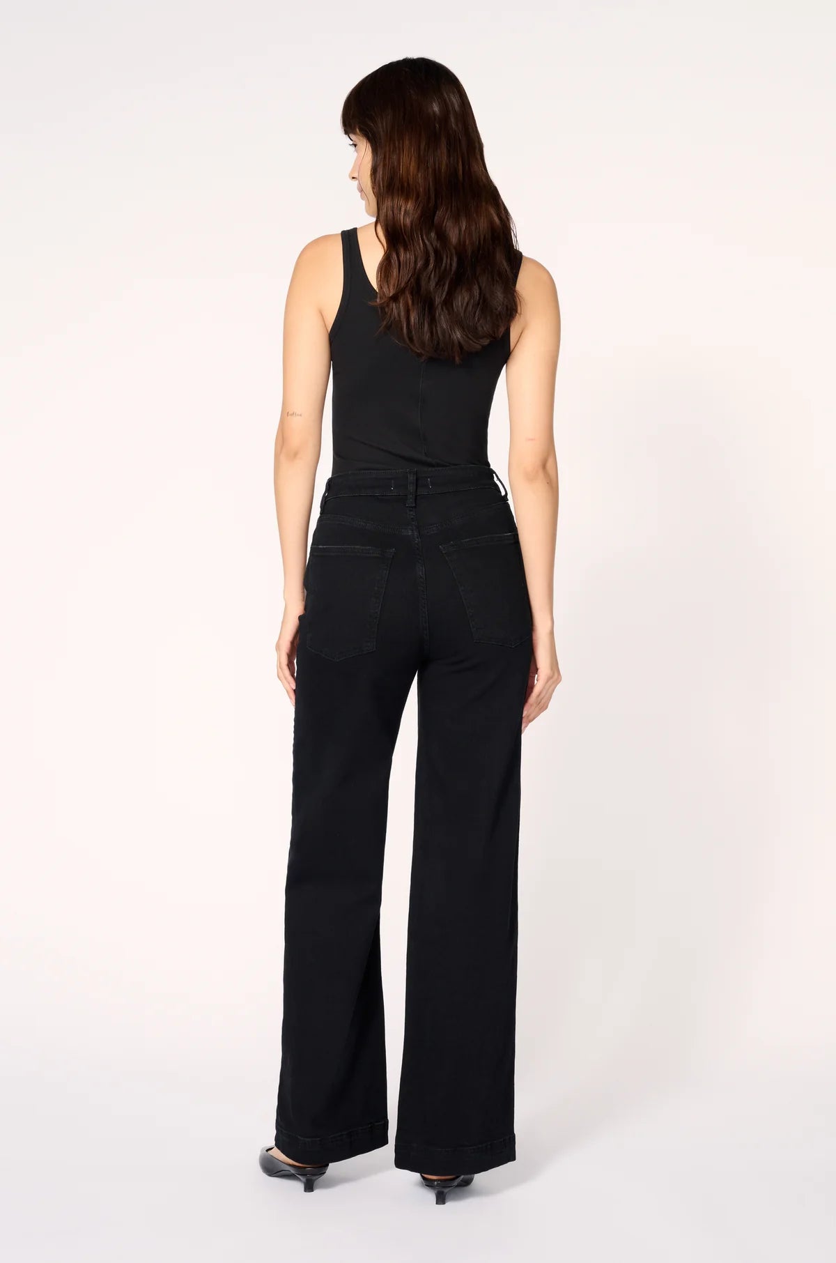 Inkwell Cropped Wide Leg Jeans - Black - Elle Maxine