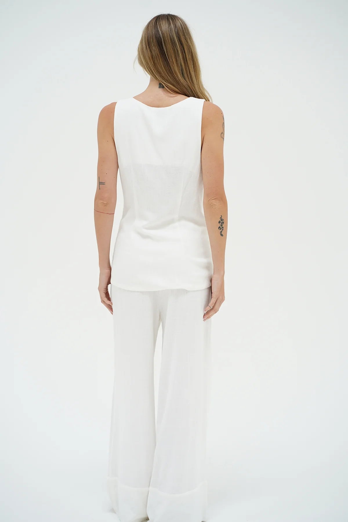 Kiana Linen Pull On Pant - Whisper White - Elle Maxine