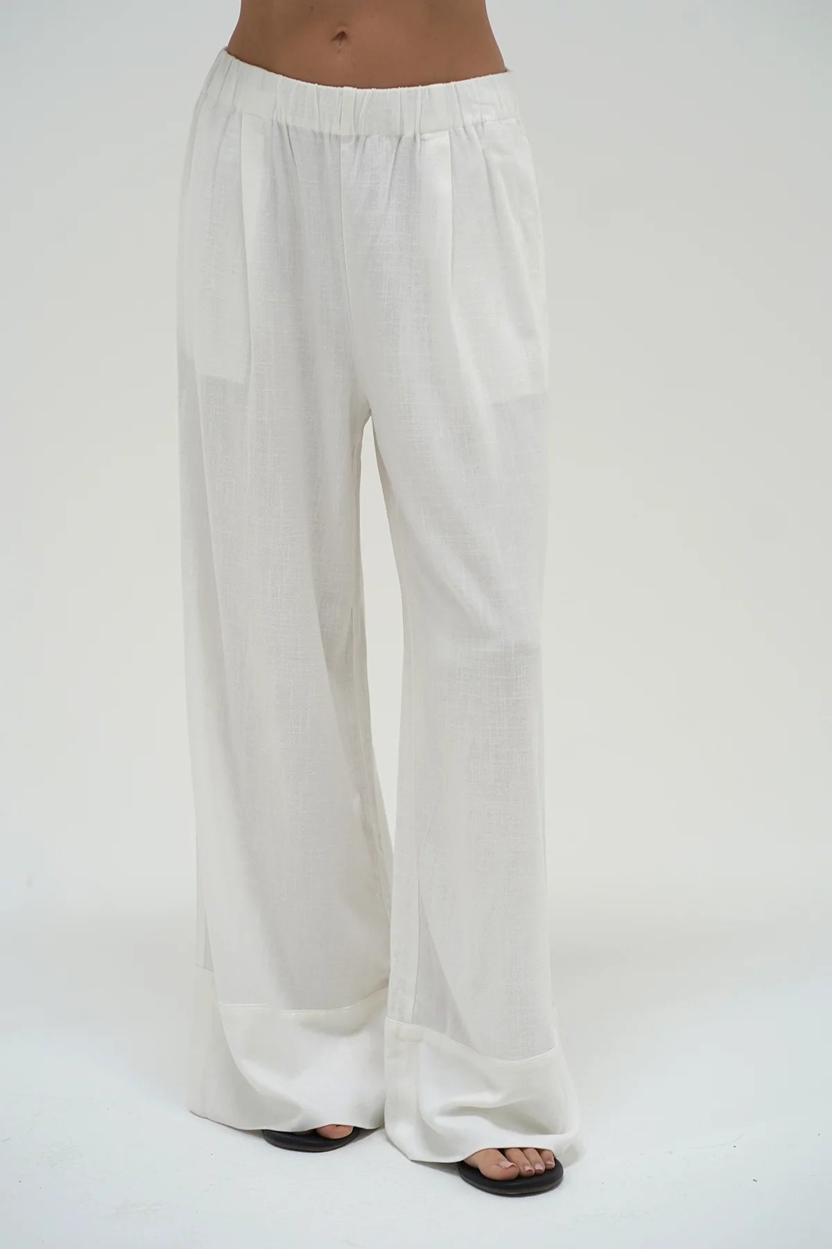 Kiana Linen Pull On Pant - Whisper White - Elle Maxine