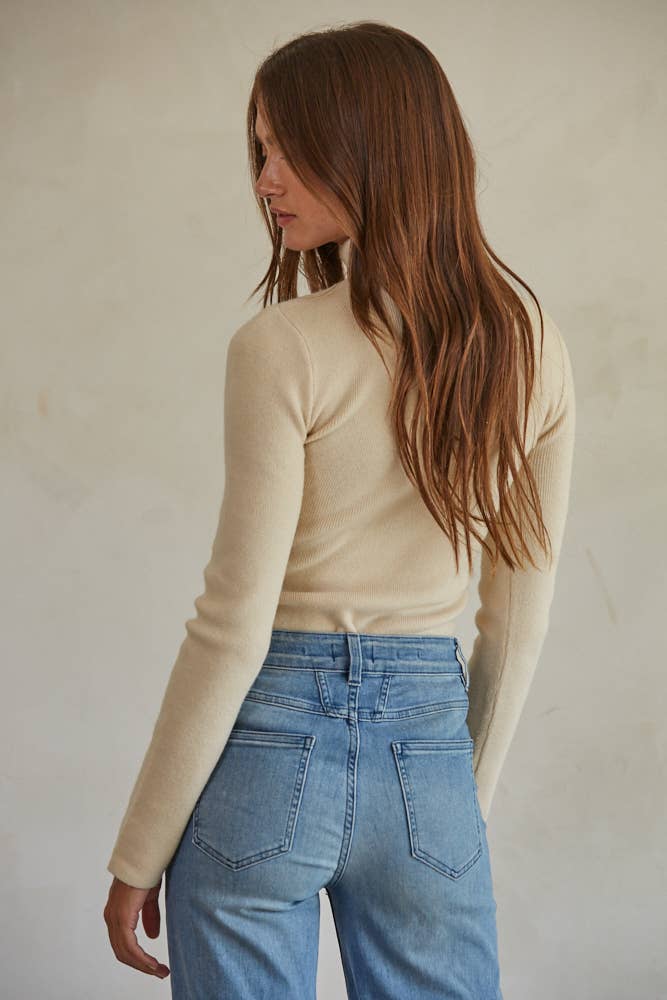 Kyla Knit Turtleneck Top - Taupe - Elle Maxine