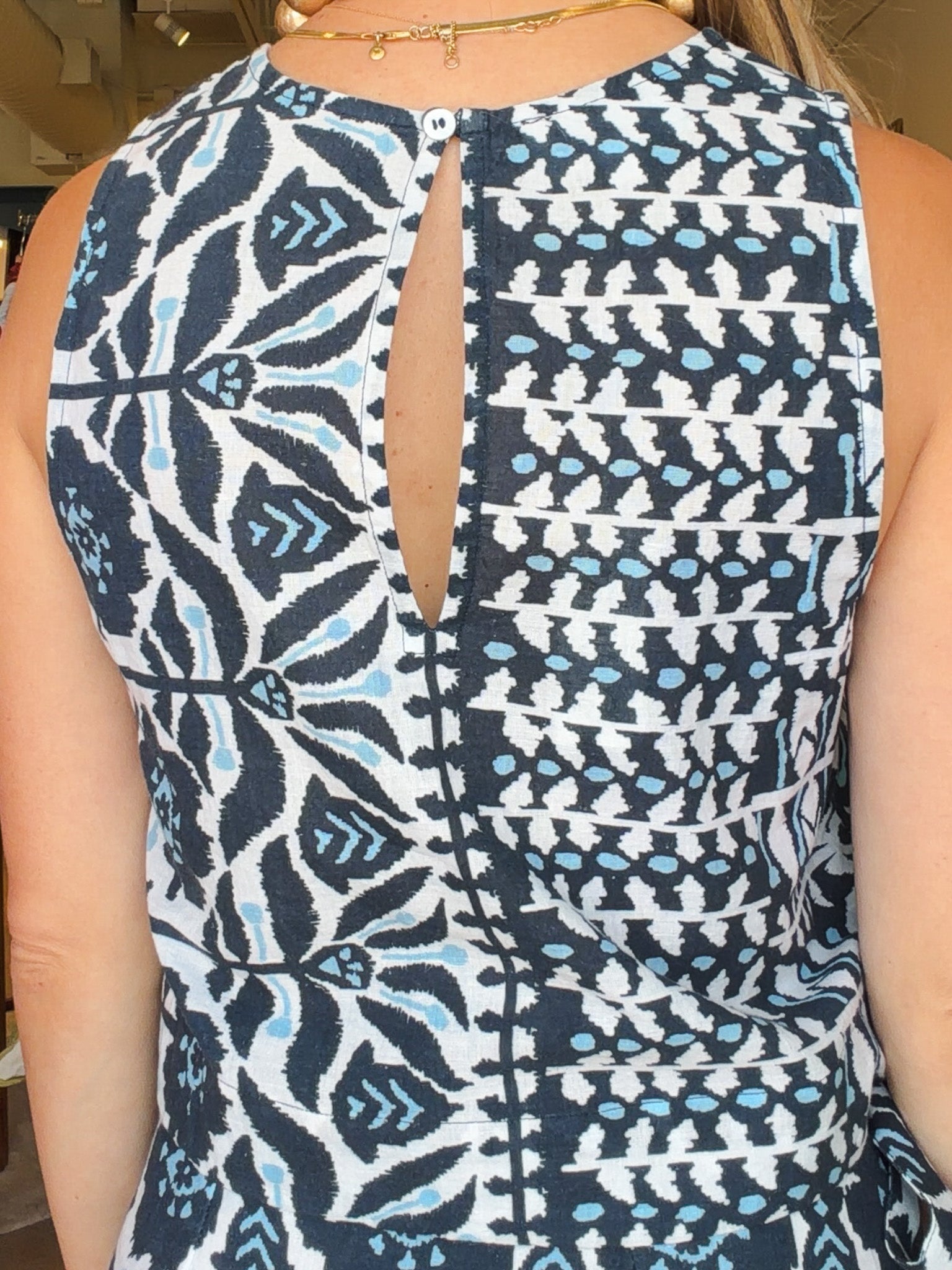 Maggie Sleeveless Top - Elle Maxine
