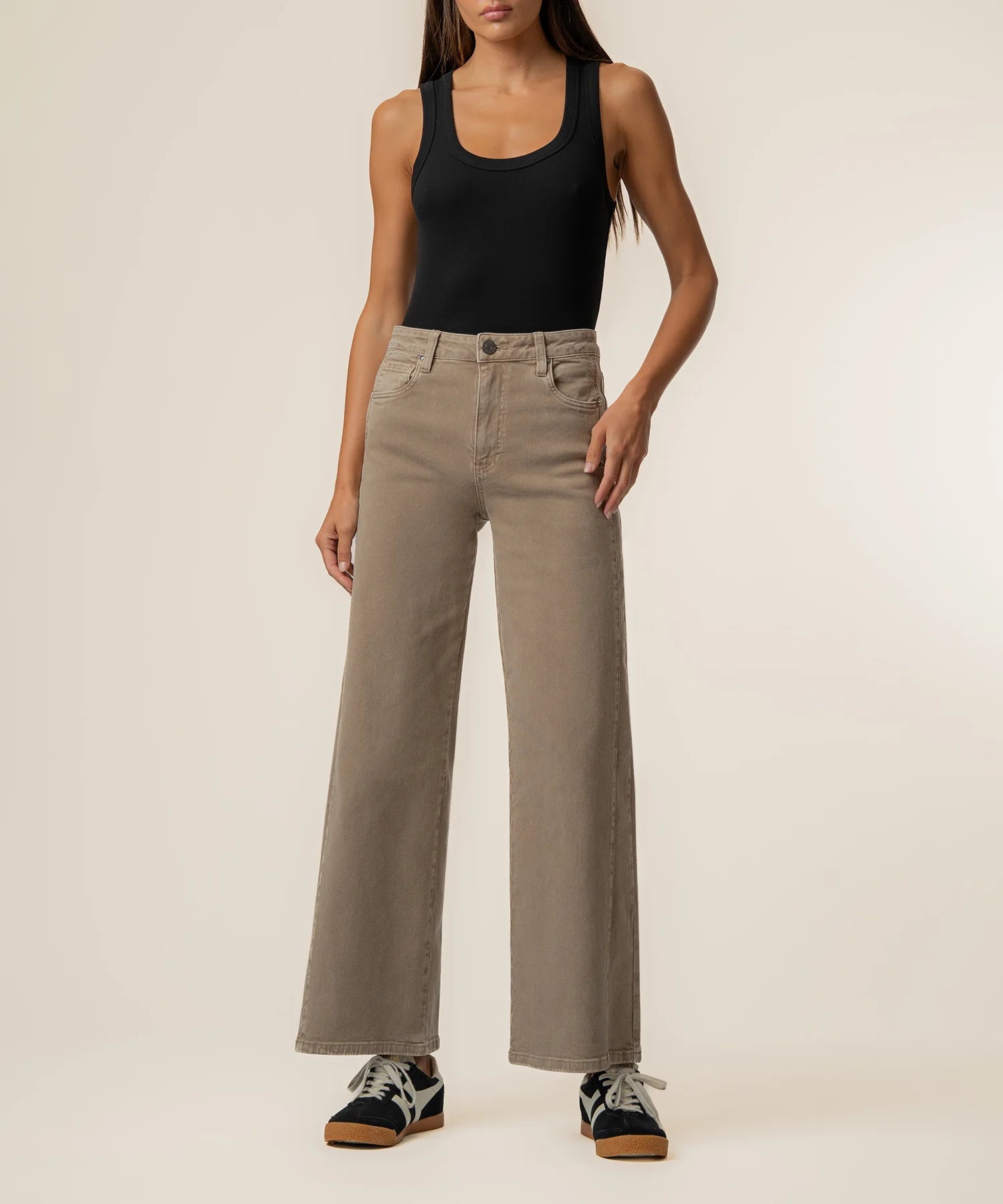 Meg High Rise Wide Leg Jeans - Elle Maxine