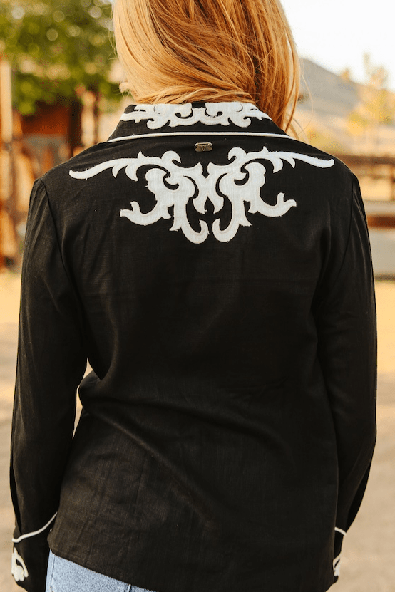 Minnie Contrast Stitch Pearl Snap Blouse - Elle Maxine