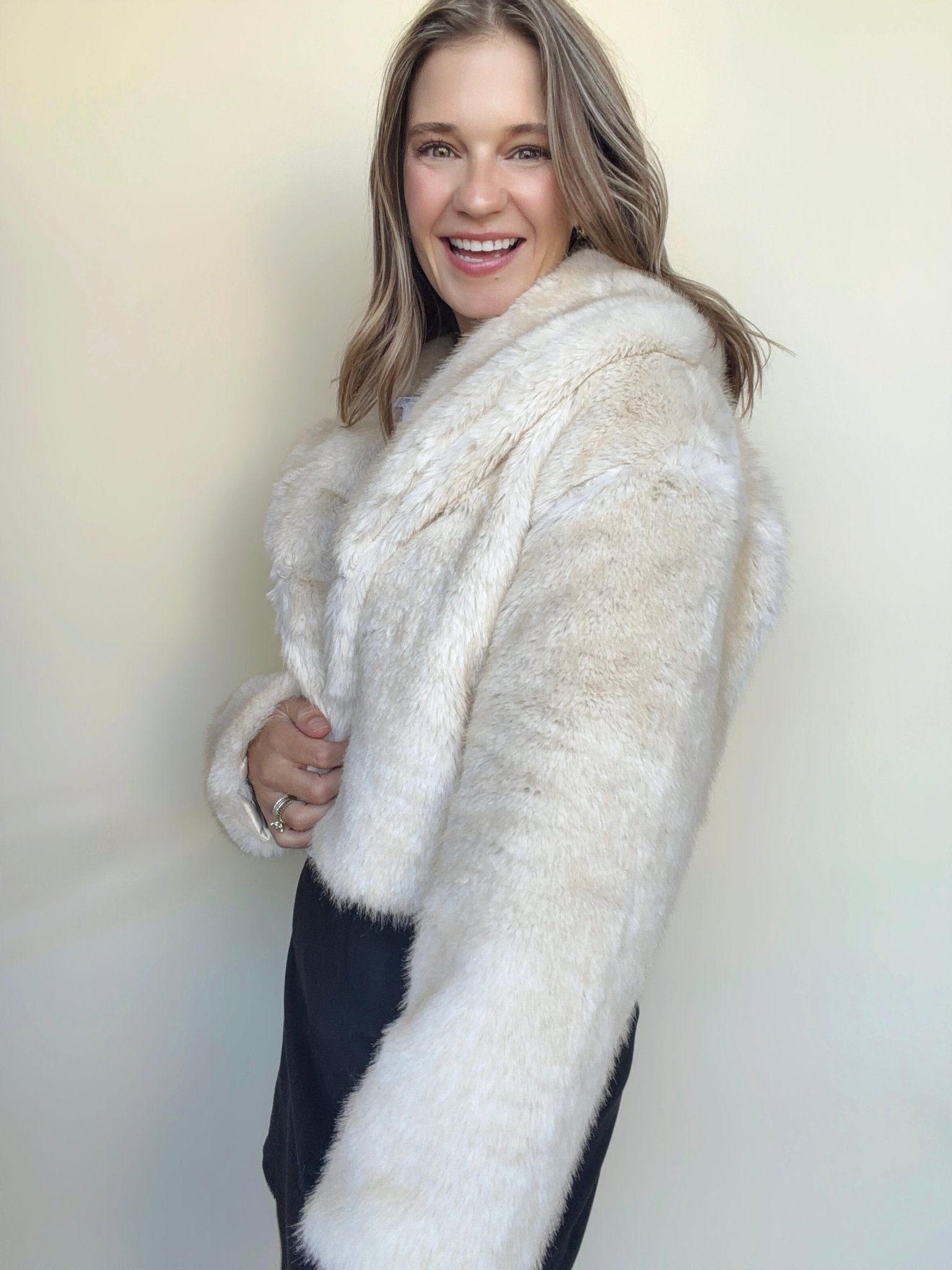 Naomi Vegan Fur Jacket - Elle Maxine