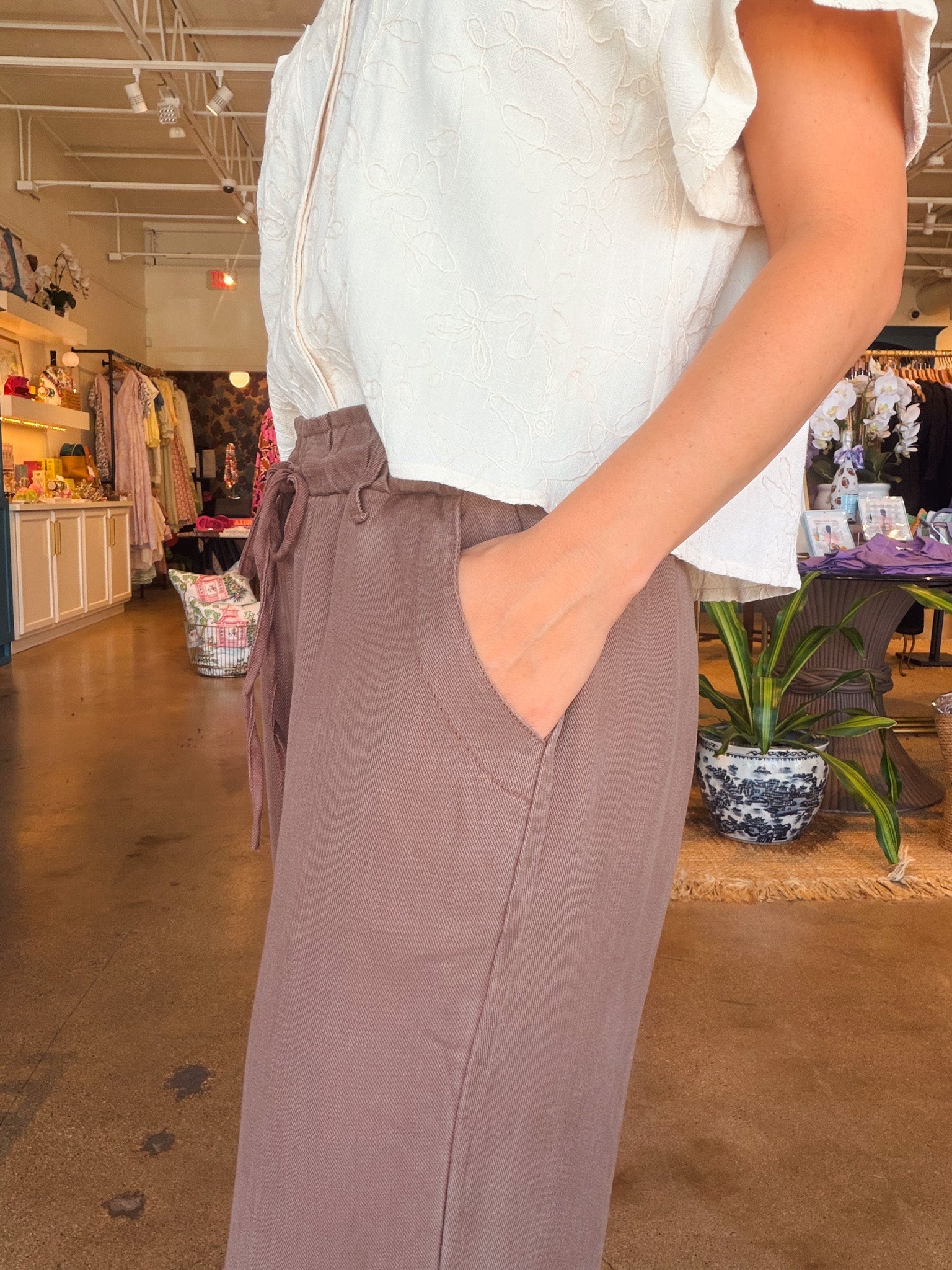 Oriana Linen Barrel Pants - Elle Maxine