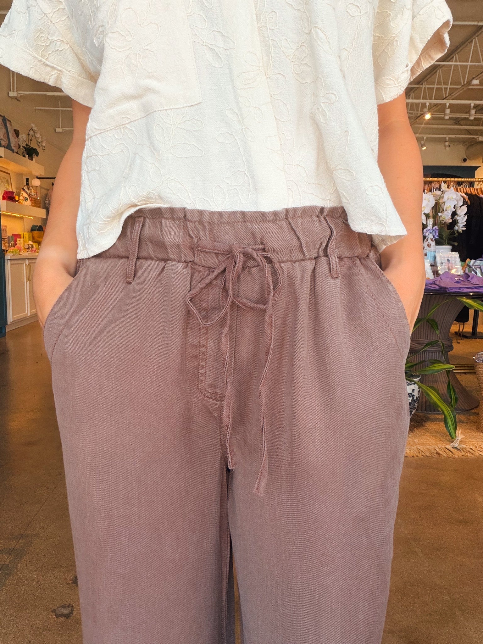 Oriana Linen Barrel Pants - Elle Maxine