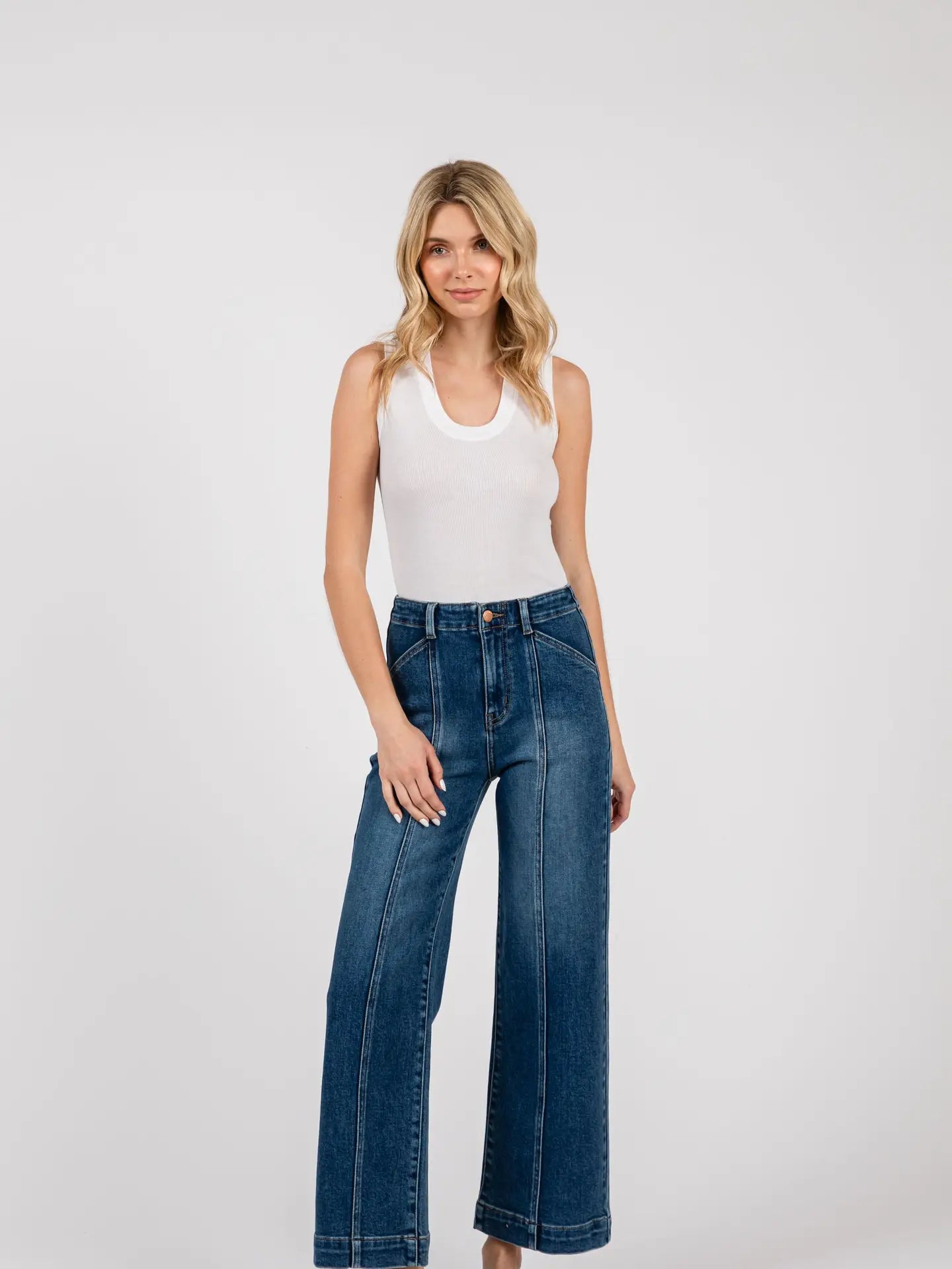 Paola Wide Leg - Seams - Dark Wash - Elle Maxine
