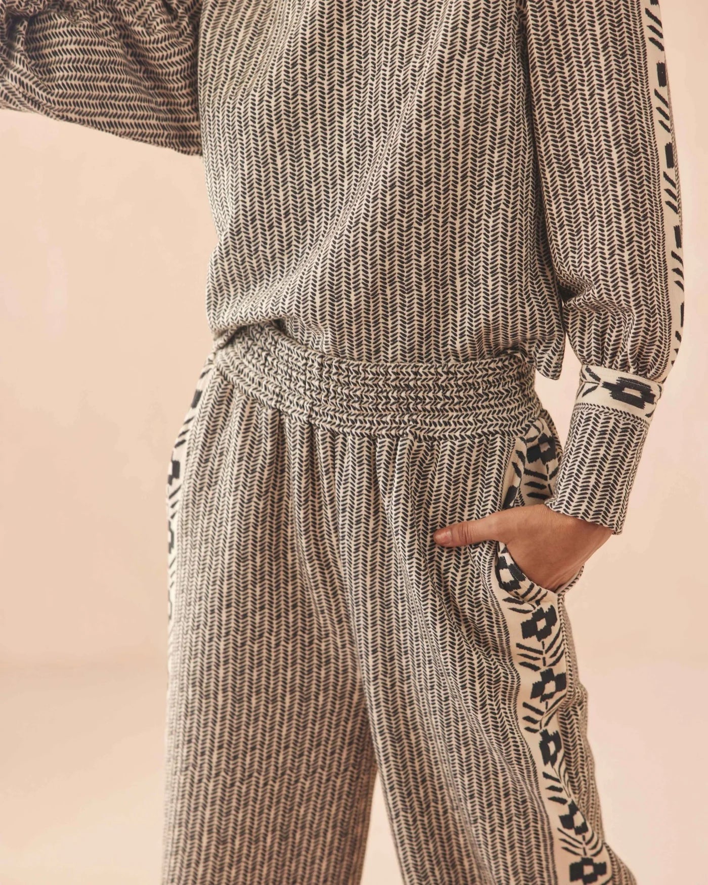 Reece Sweatpants - Sesame - Elle Maxine