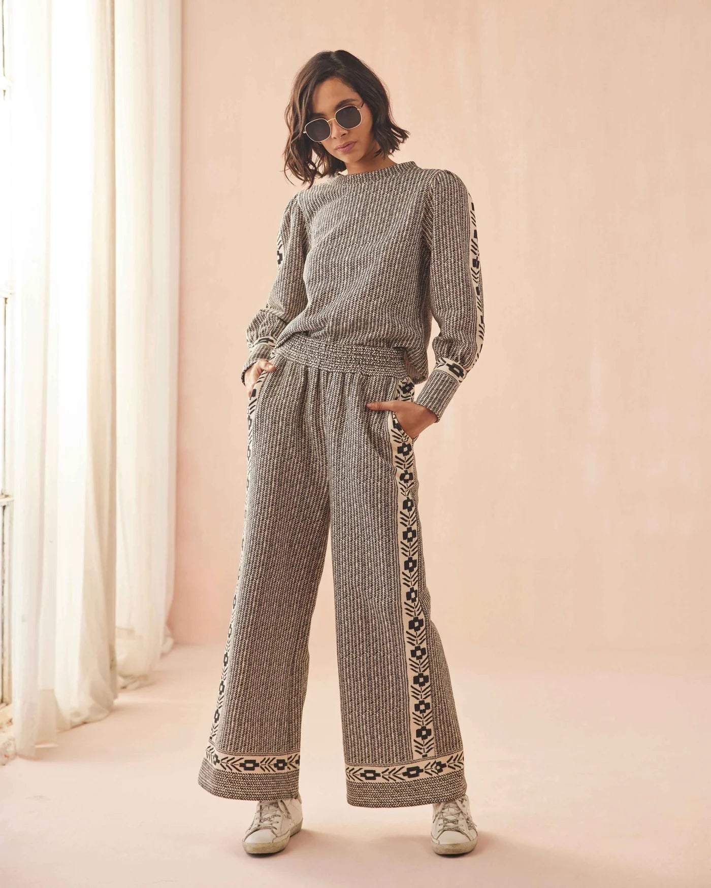 Reece Sweatpants - Sesame - Elle Maxine