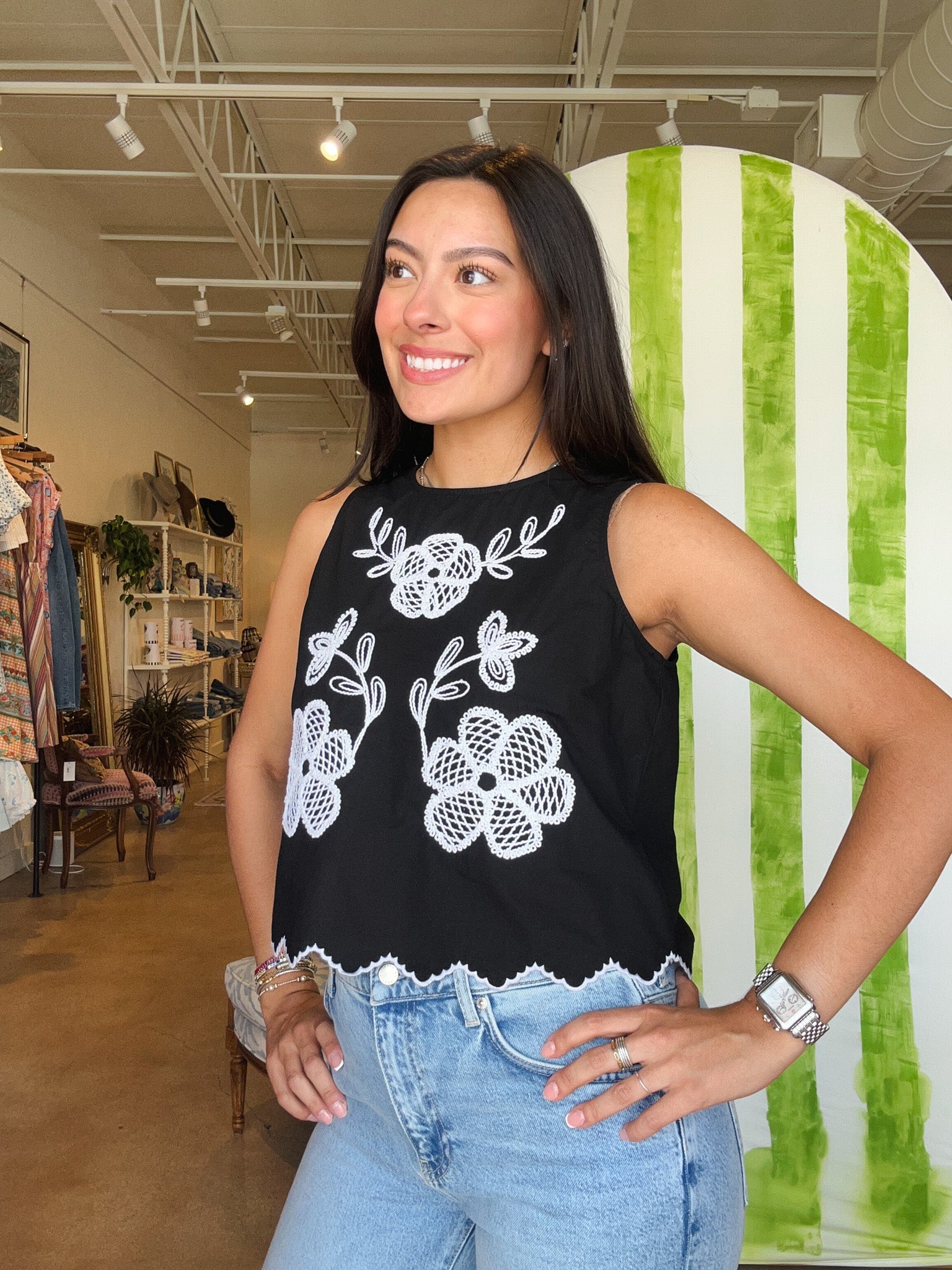 Reese Floral Sleeveless Top - Elle Maxine
