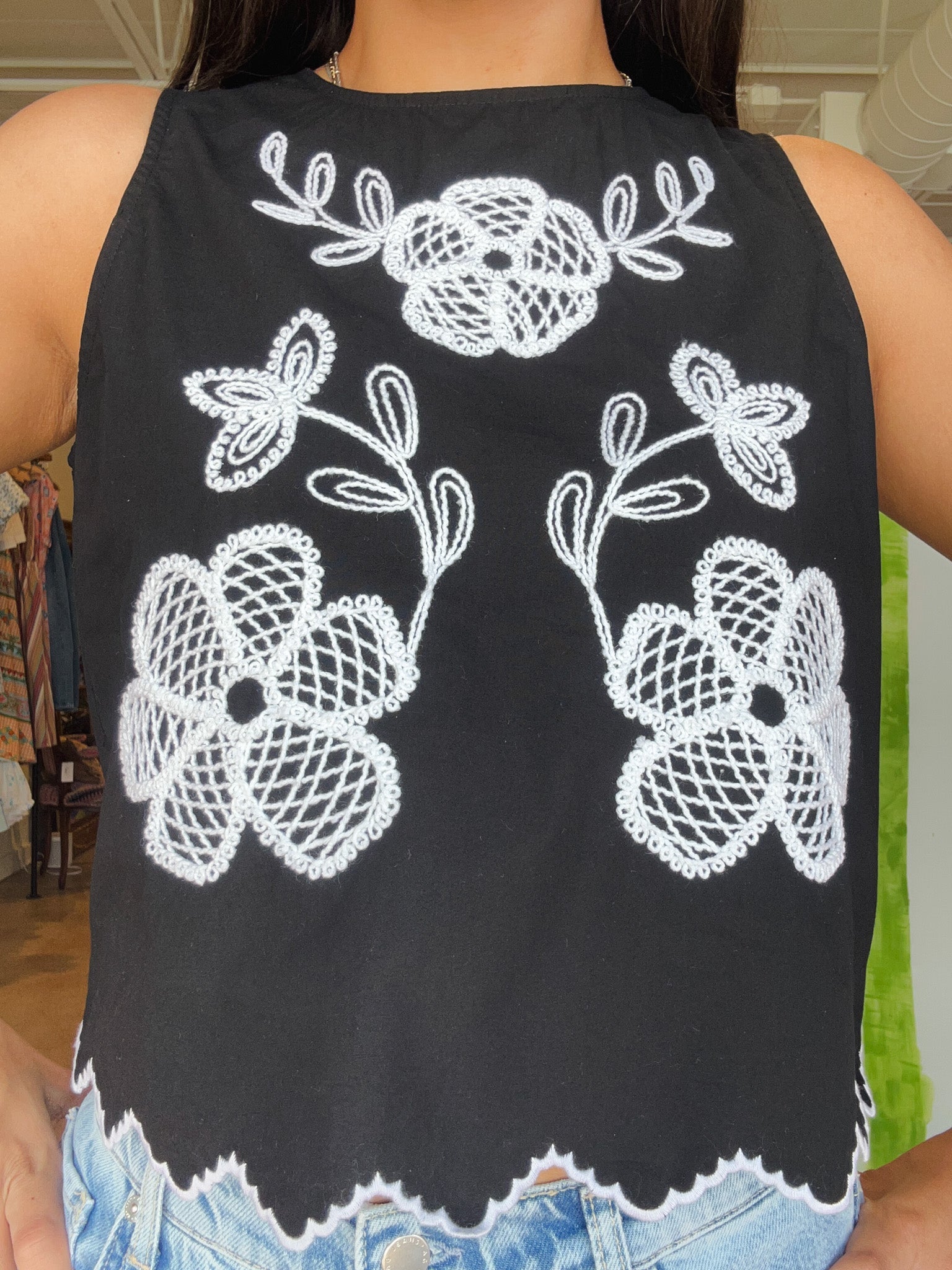 Reese Floral Sleeveless Top - Elle Maxine