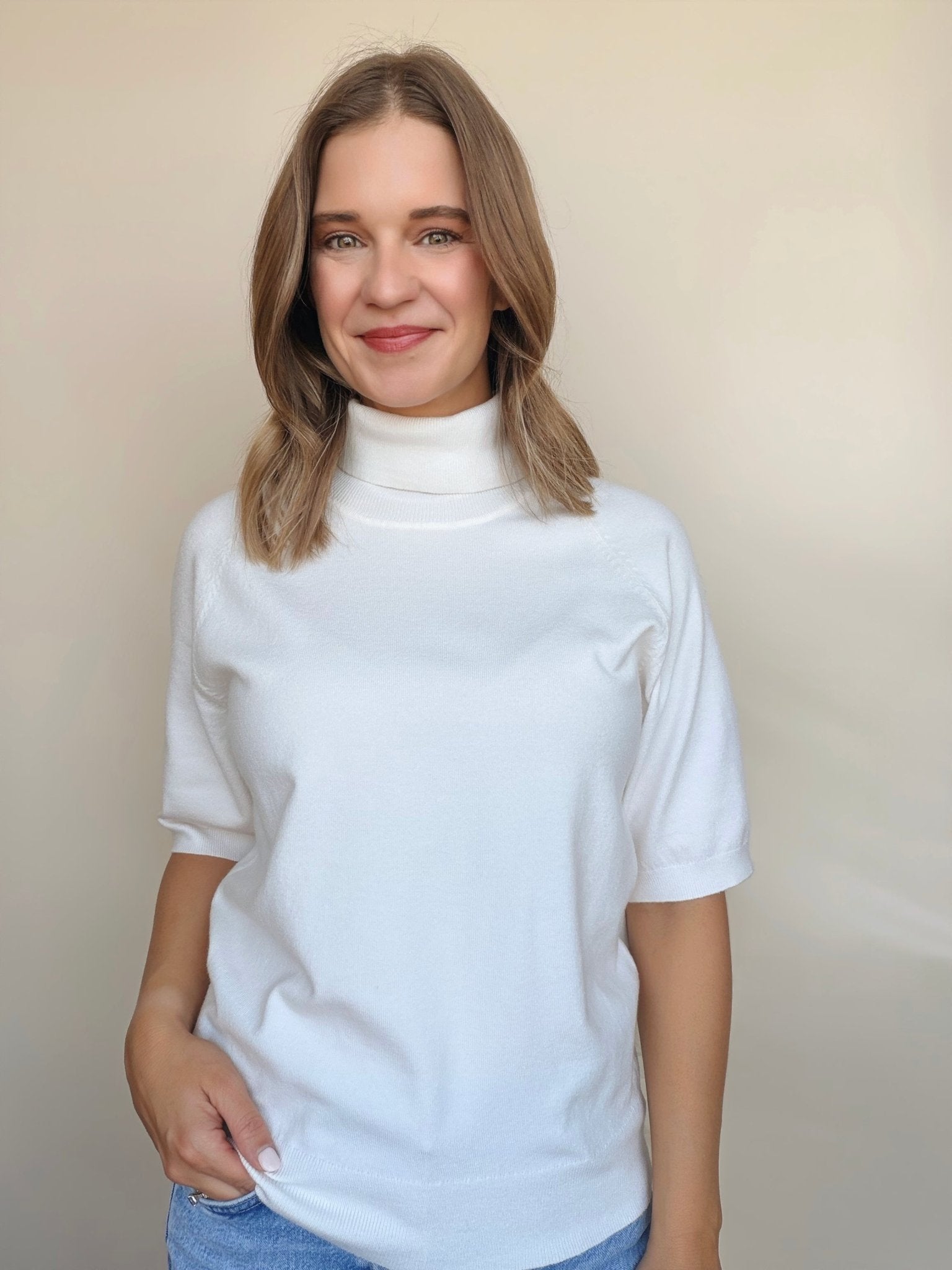 Regan Short Sleeve Turtleneck - Elle Maxine