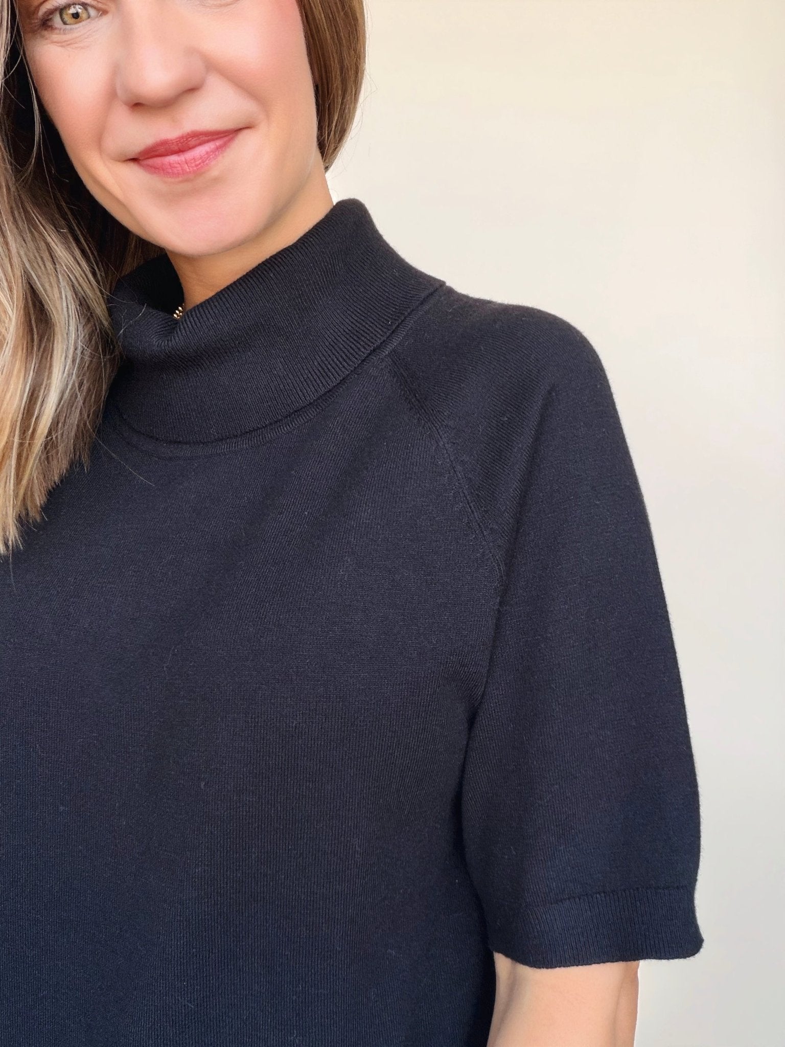 Regan Short Sleeve Turtleneck - Elle Maxine