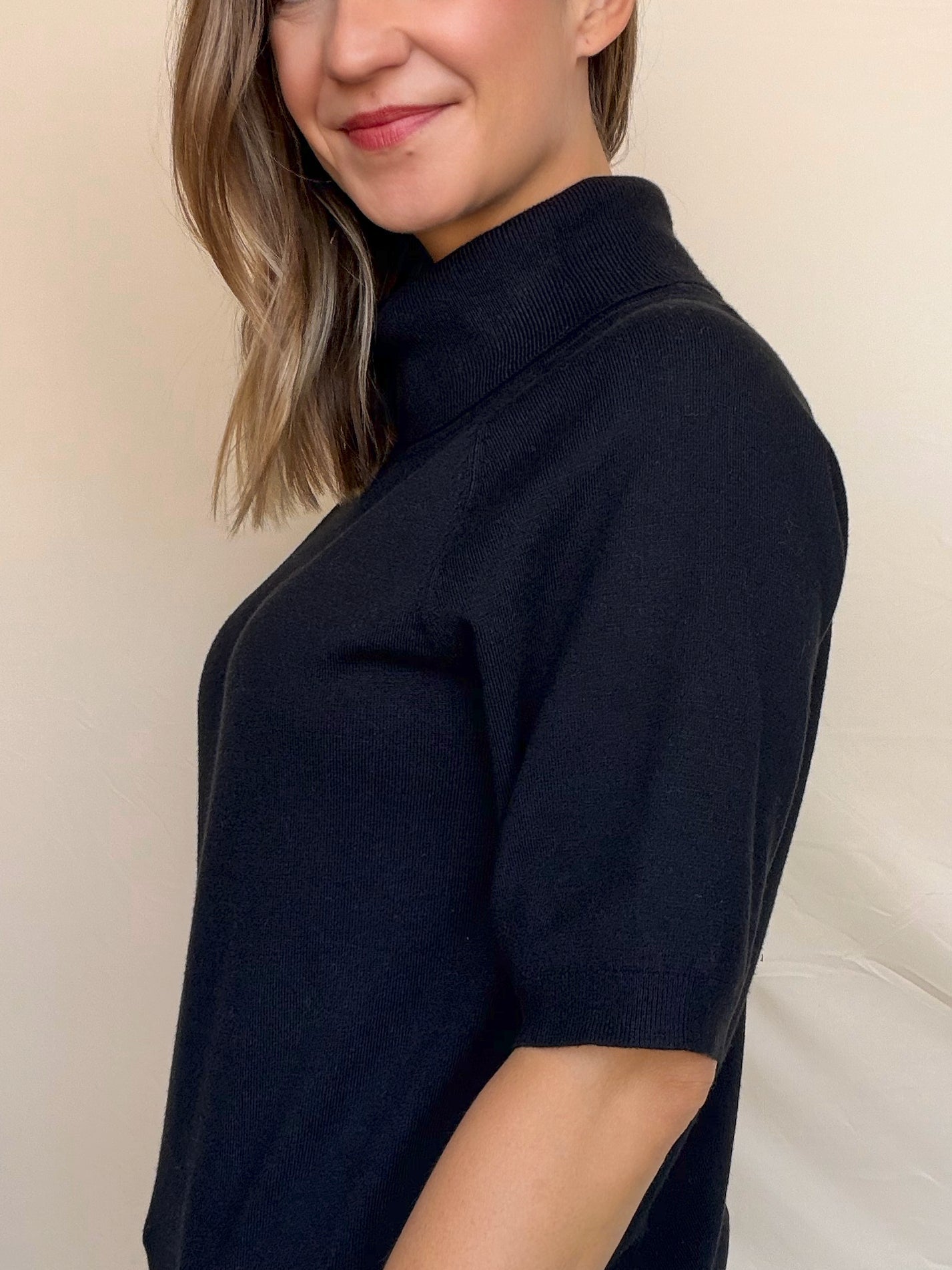 Regan Short Sleeve Turtleneck - Elle Maxine