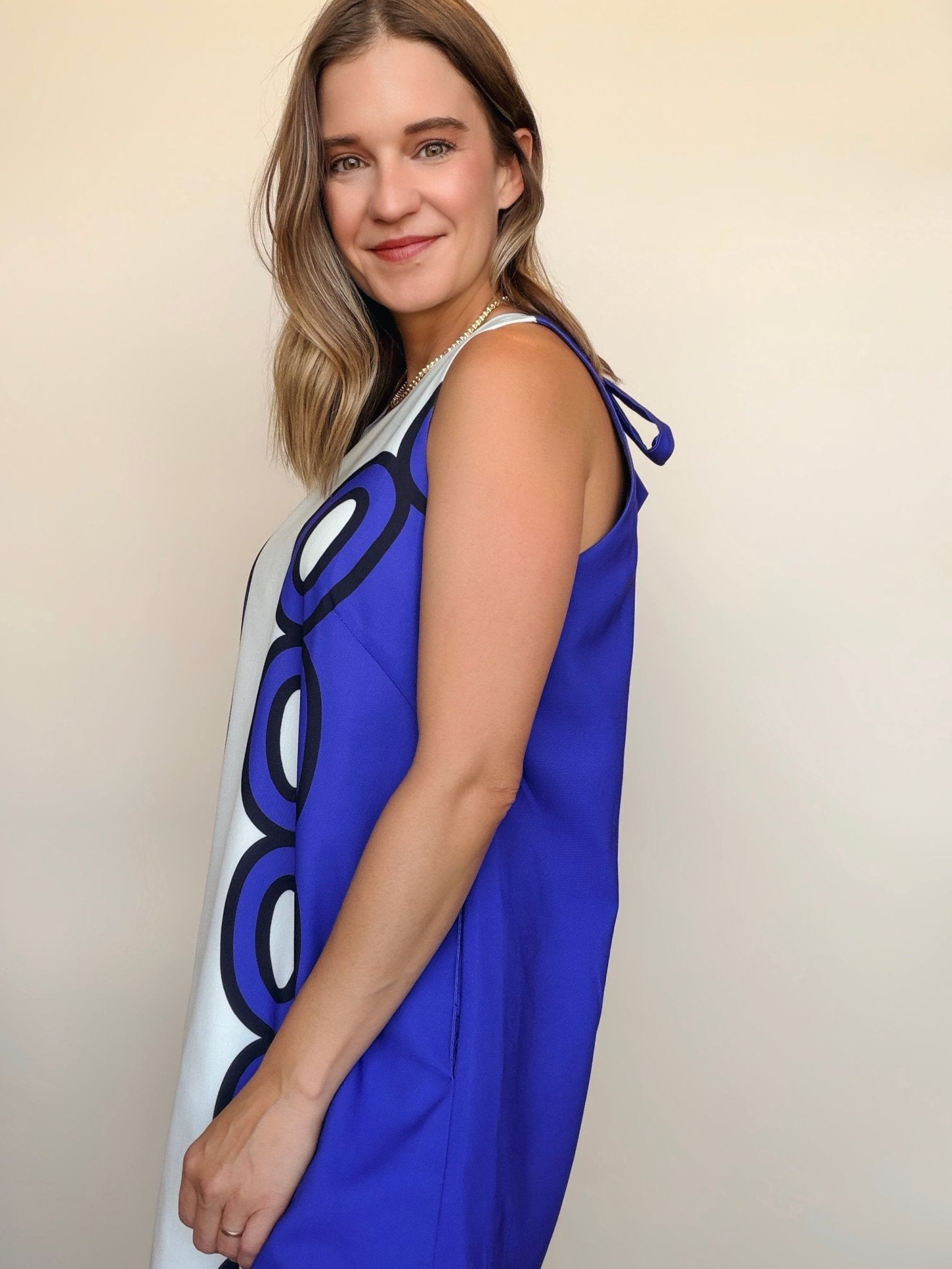 Retro Frog Sheath Dress - Elle Maxine