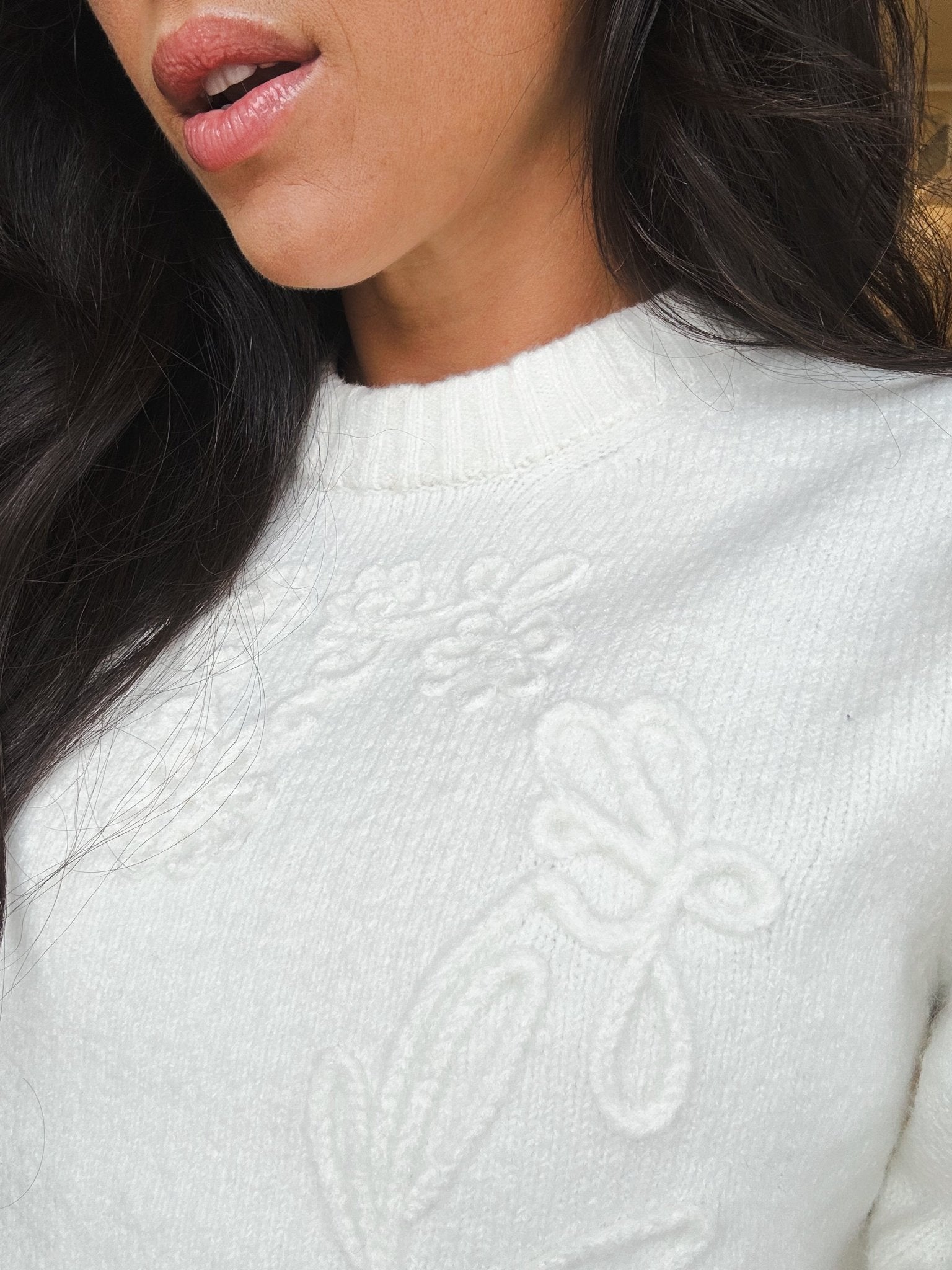 Rhiana Floral Appliqué Sweater - Elle Maxine