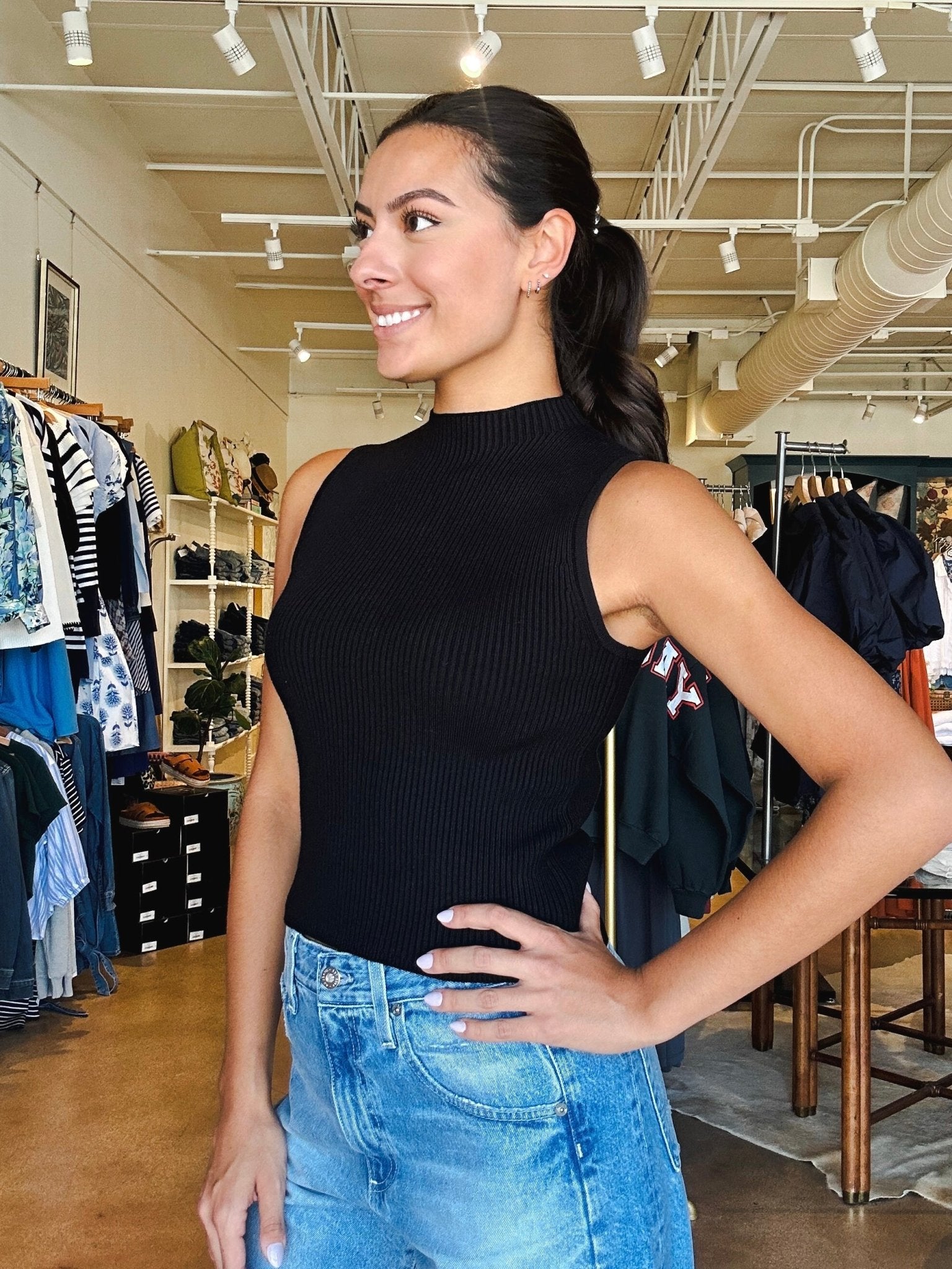 Sami High Neck Tank - Black - Elle Maxine