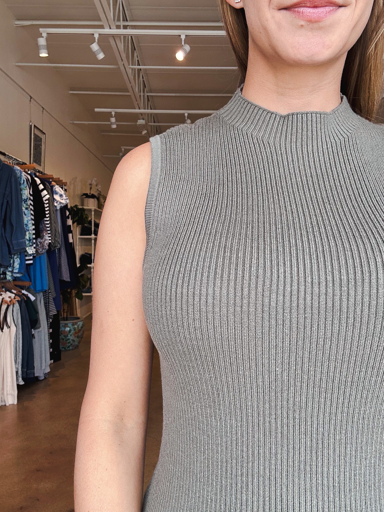 Sami High Neck Tank - Green - Elle Maxine