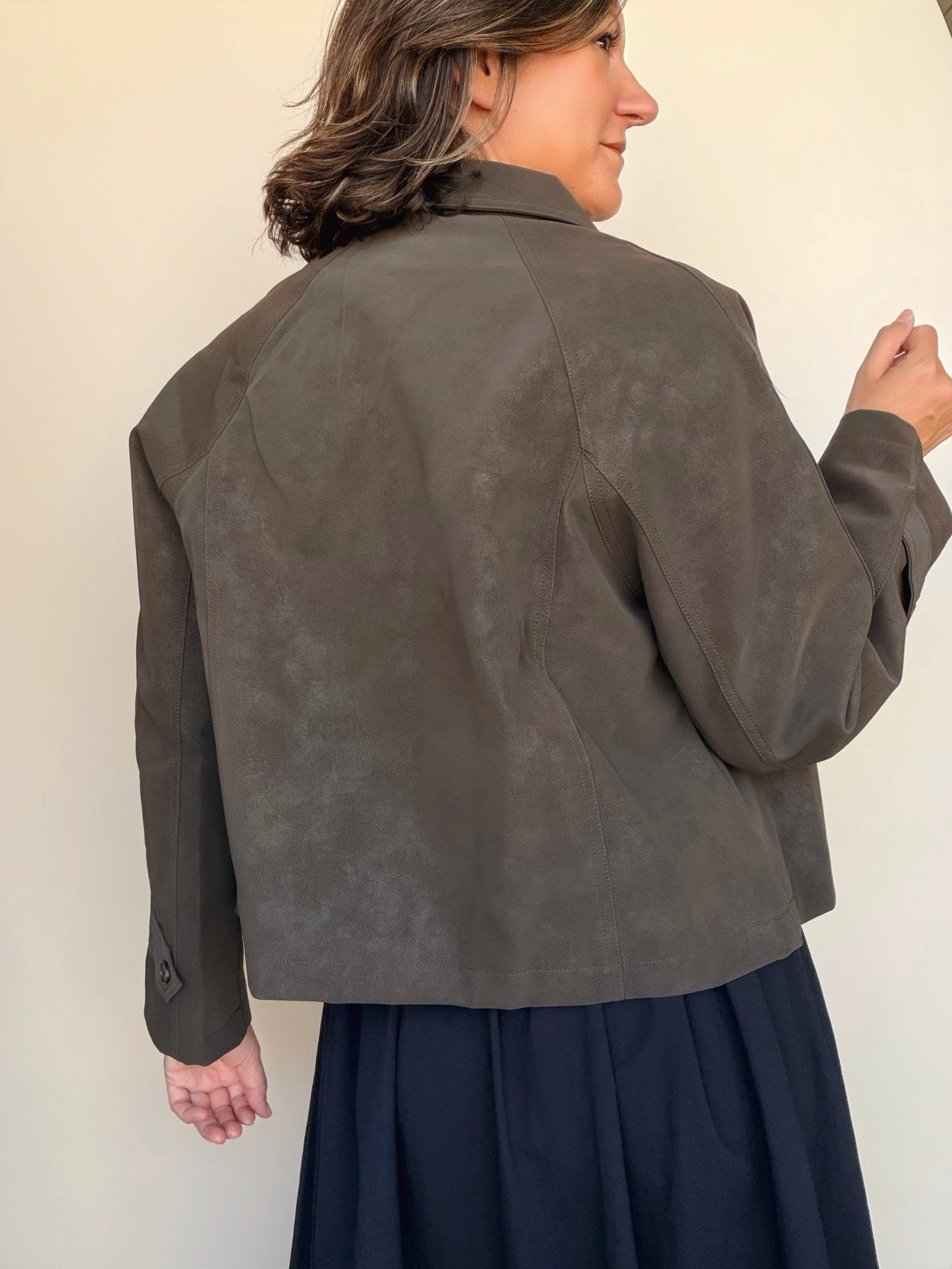 Sandra Boxy Collared Jacket - Elle Maxine