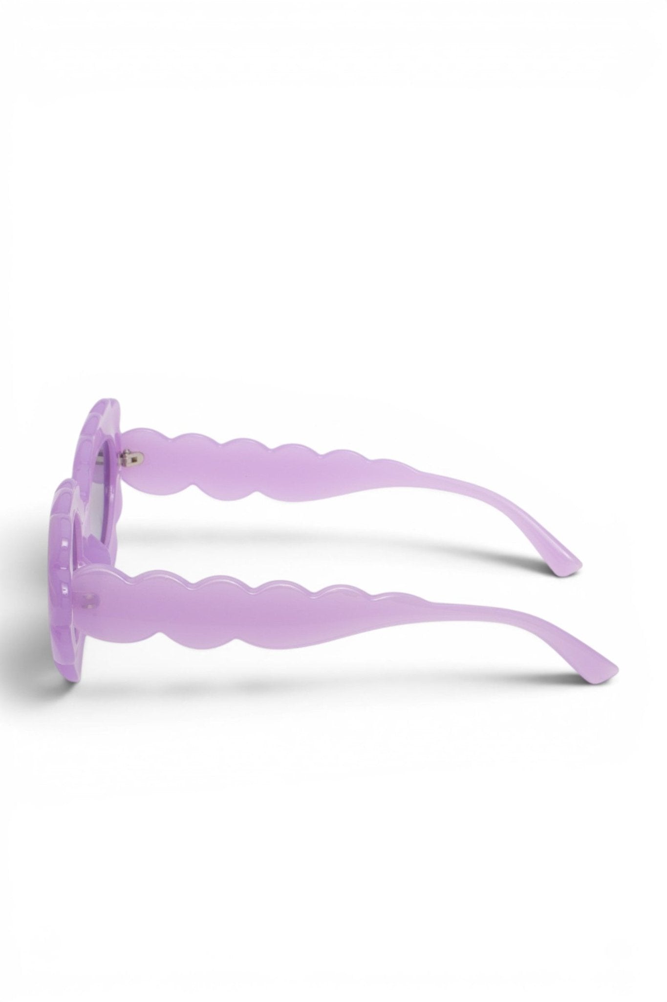 Scalloped Edge Sunglasses - Elle Maxine