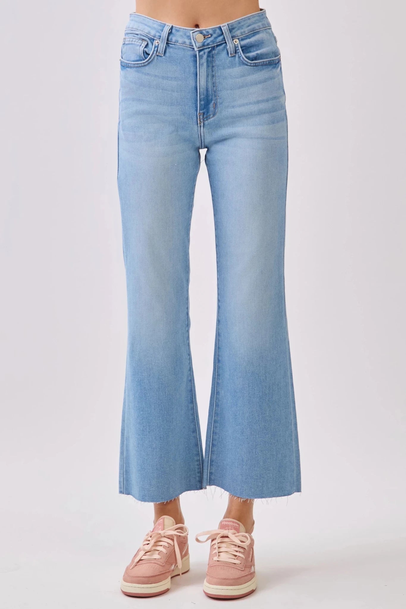 Sicily Scissor Cut Cropped Flare - Light Wash - Elle Maxine