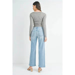 Slim Wide Leg Jeans - Light Wash - Elle Maxine